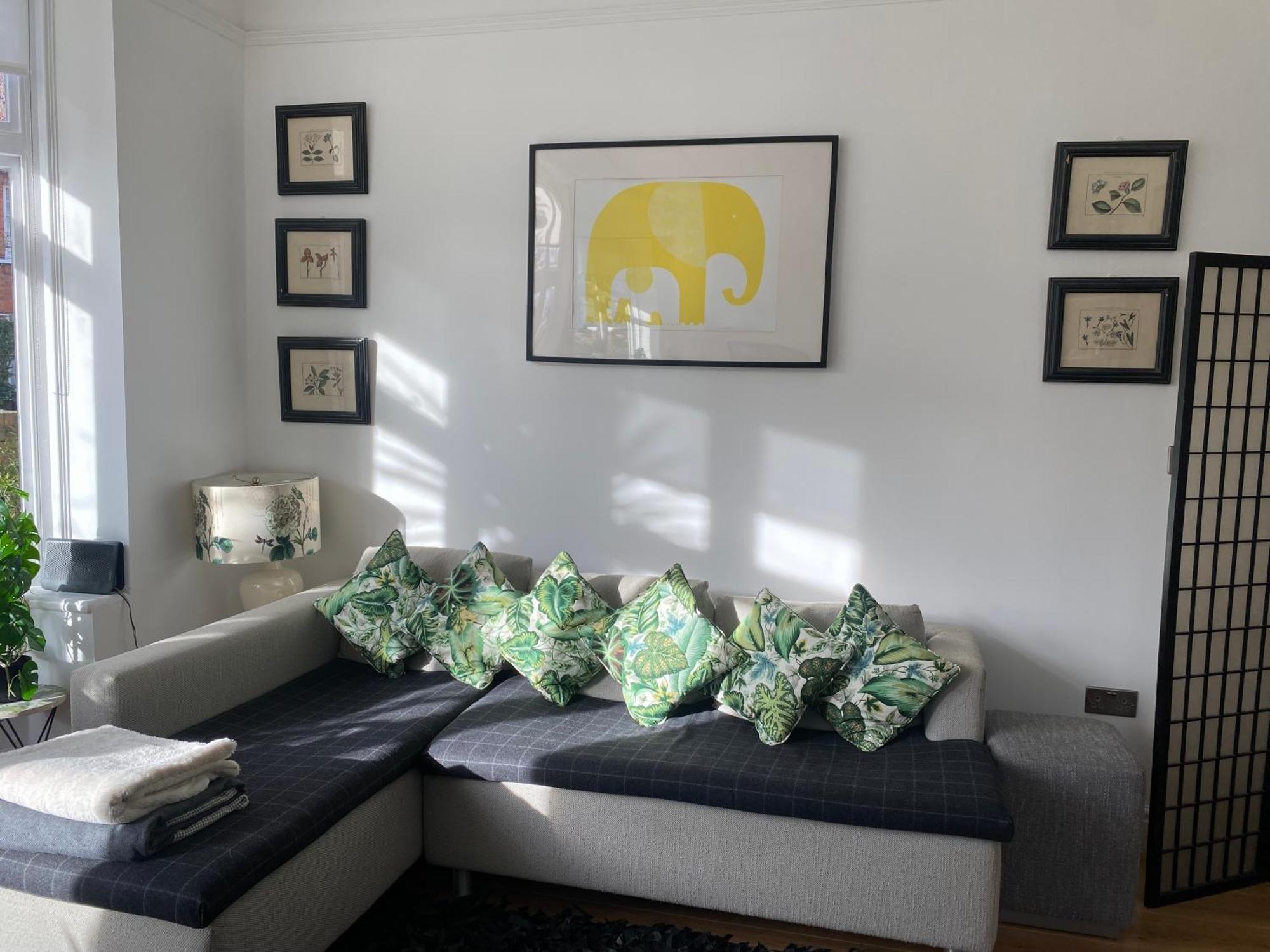 Interior Designed Flat Near Kew Botanical Gardens * Londres