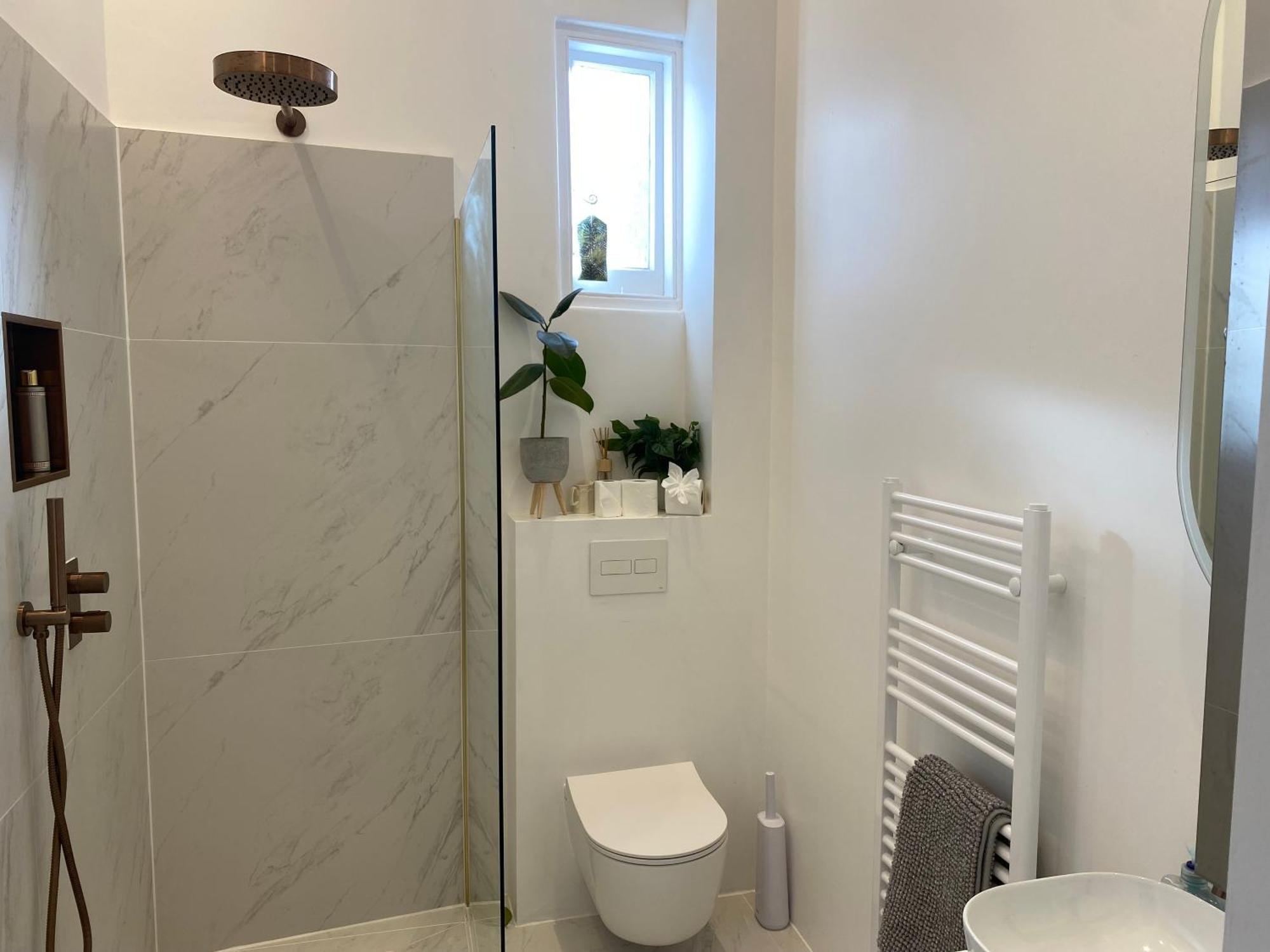 Interior Designed Flat Near Kew Botanical Gardens Apartment London