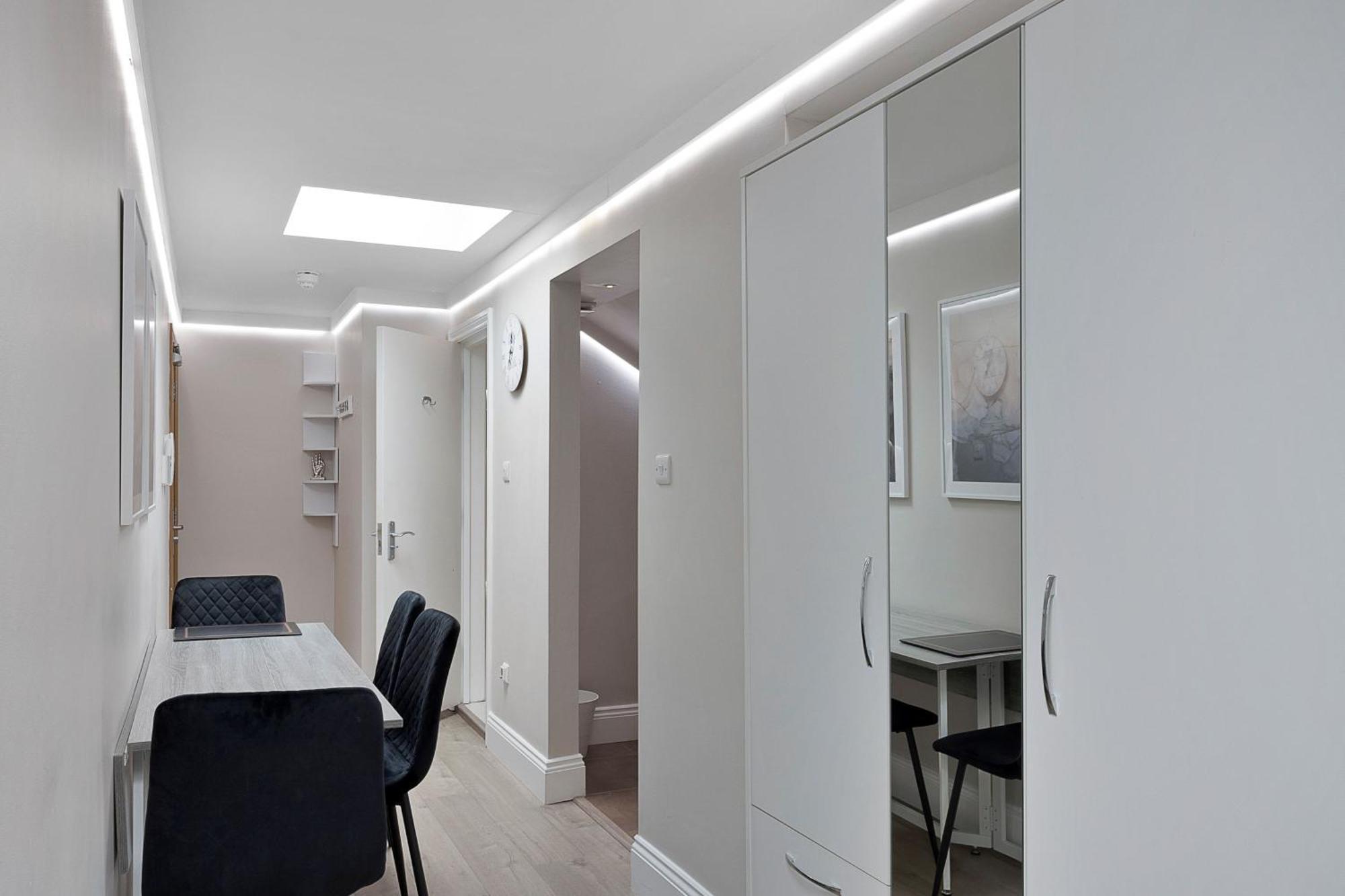 Cleveland Residences Russell Square Appartement *