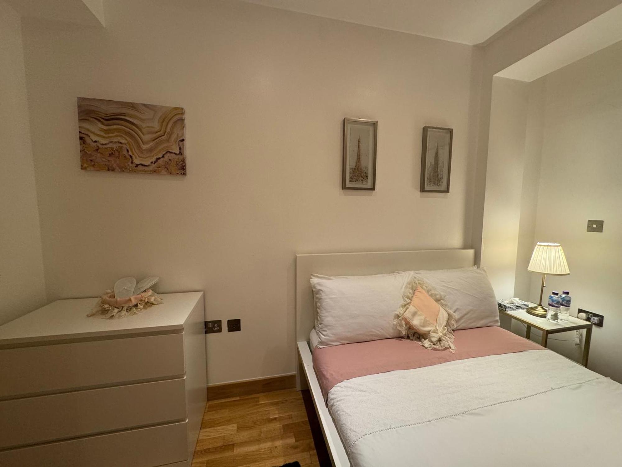 The Noko 2 Bedroom Central By Wild Apartment *
