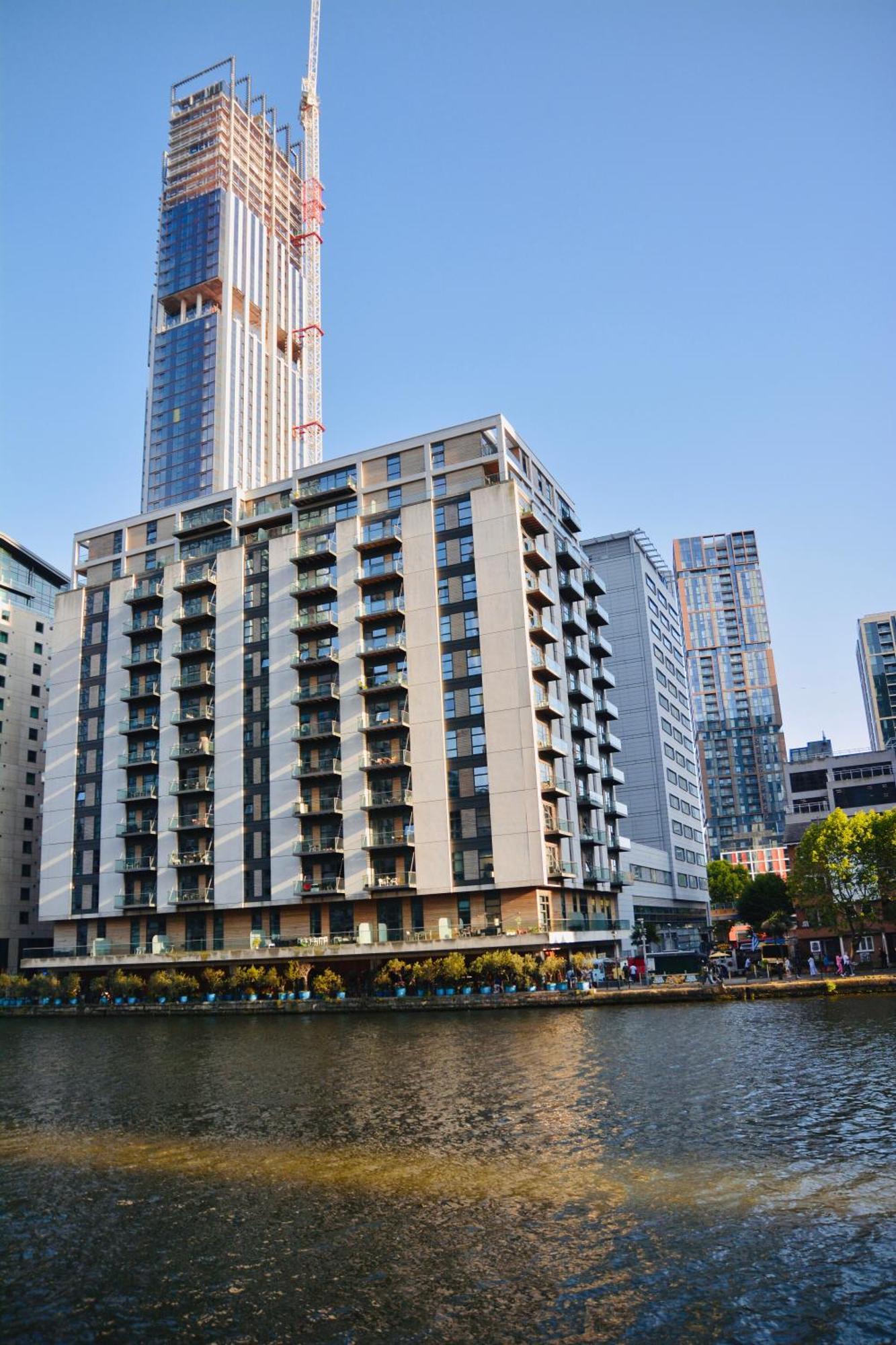 2 Bedroom Discovery Dock * Londres