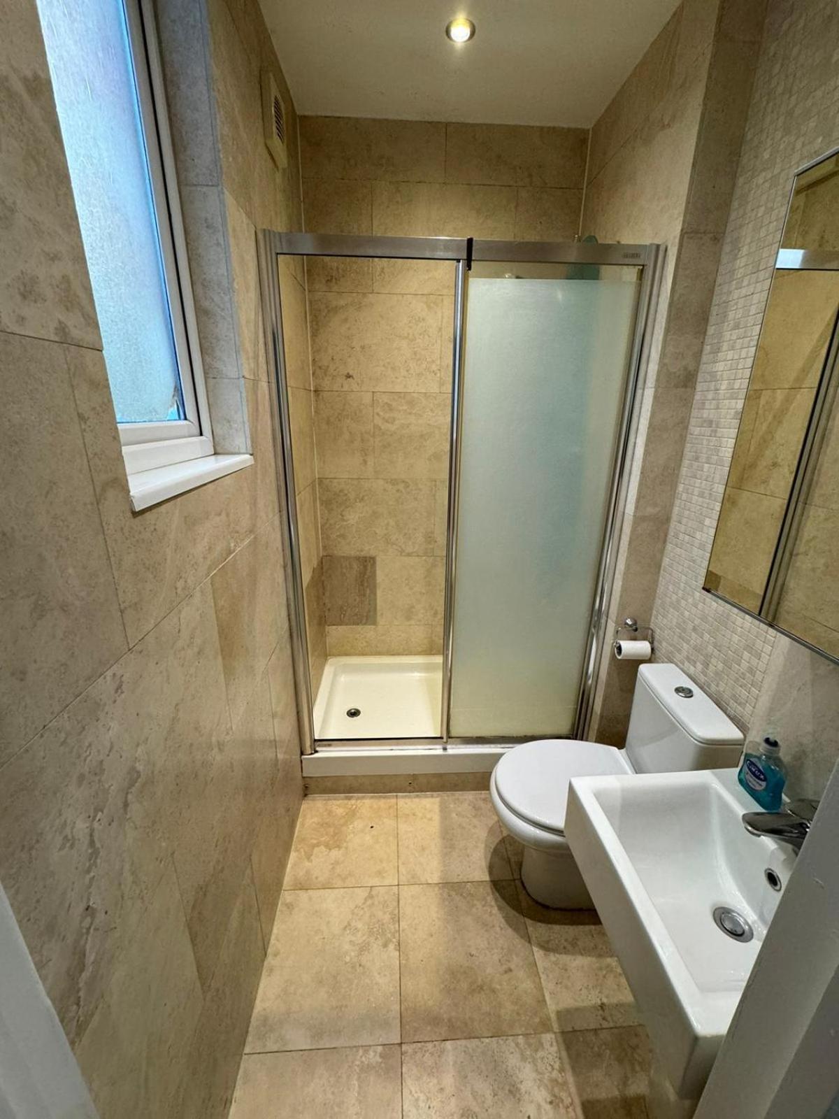 Minutes From Hammersmith And Kensington 2 Appartement *