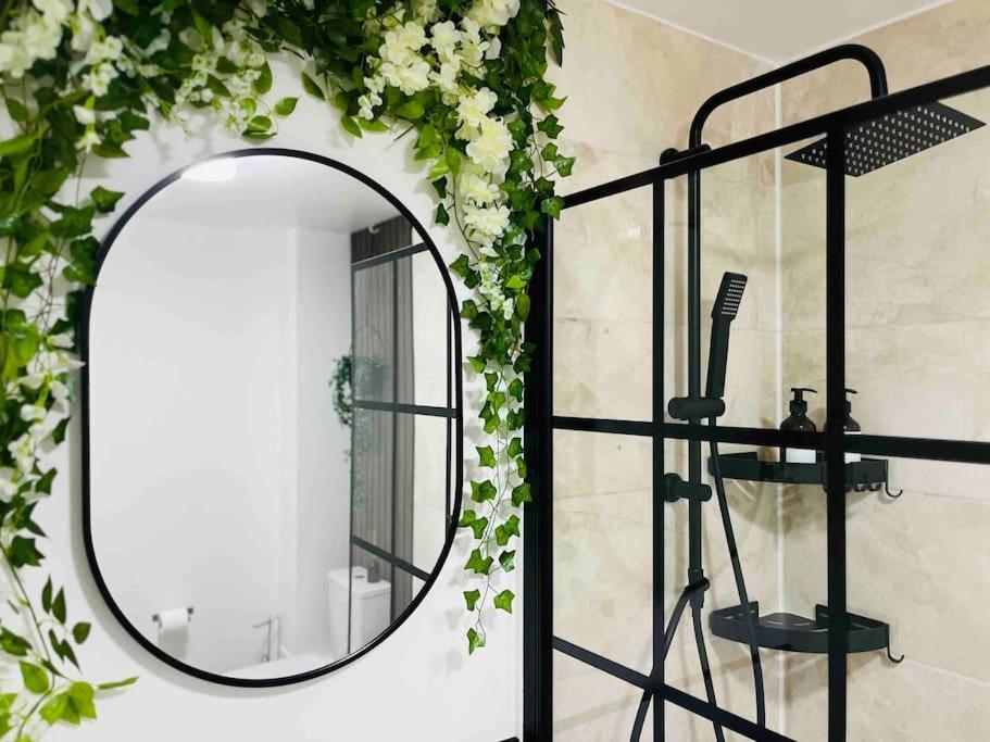 Hidden Oasis Comfy In New Cross *