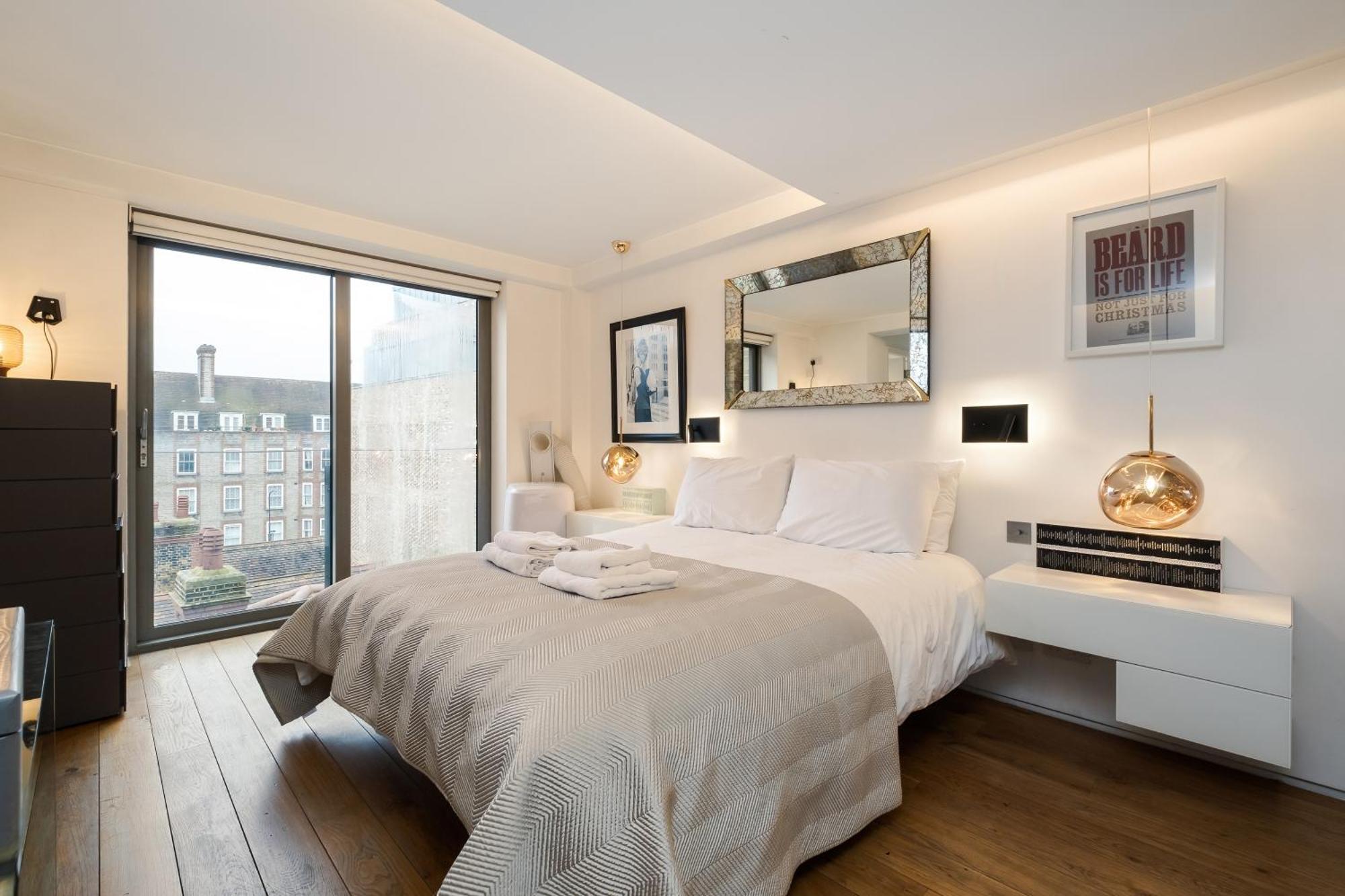 Stunning 3 Bedroom, 3 Bathroom Duplex With Terrace Appartement *