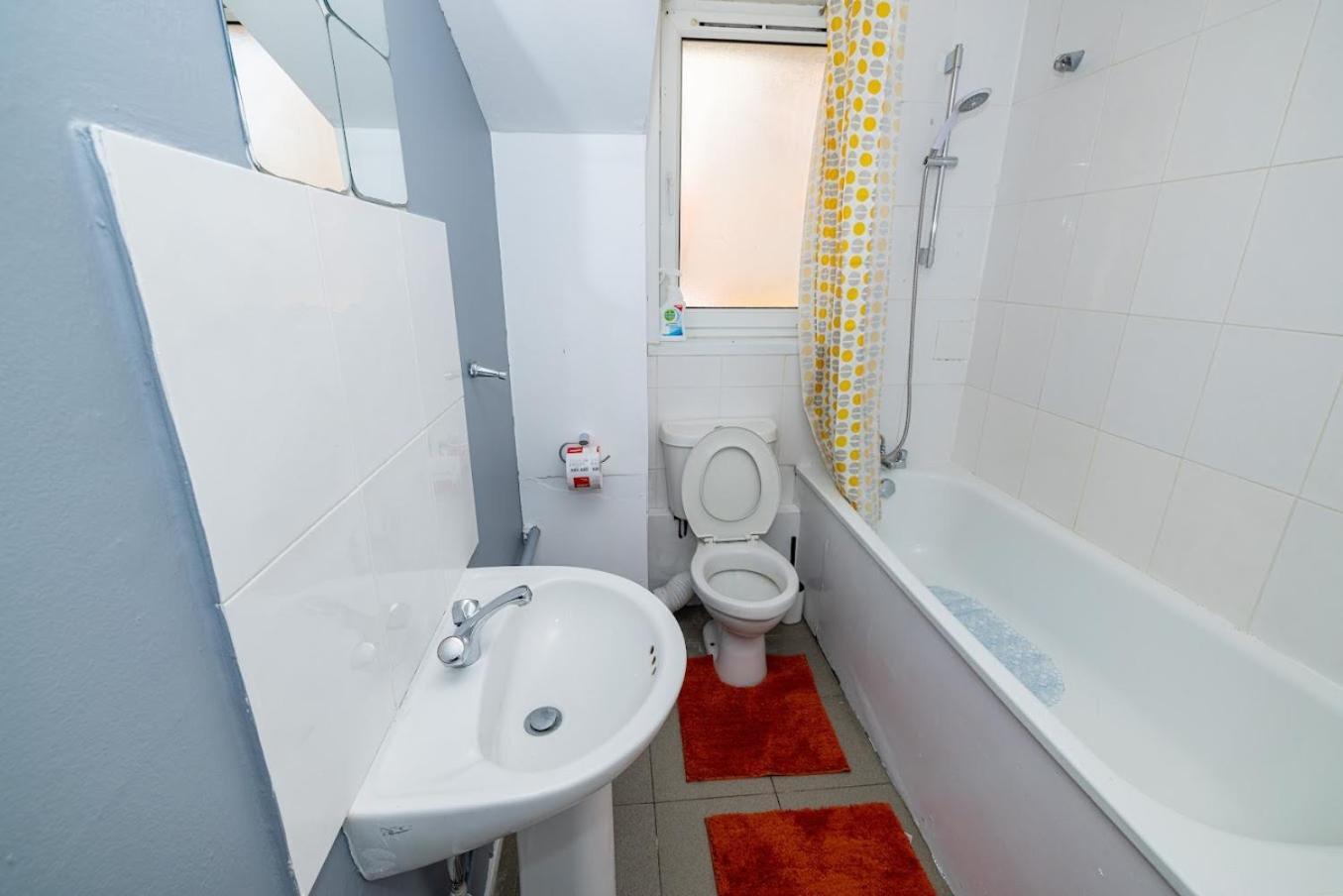 Quarto em Acomodações Particulares Close To Canary Wharf Londres