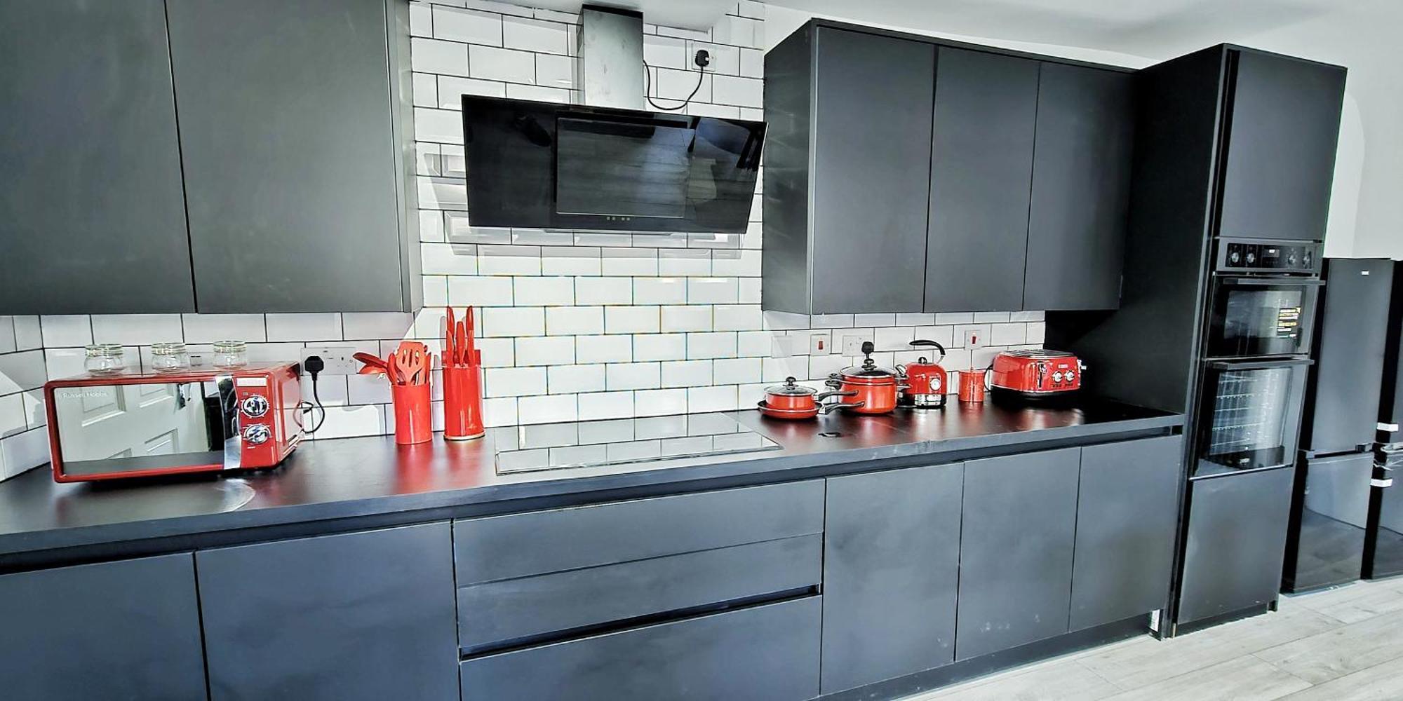 Stratford City - Luxe House With Garden Holiday home *