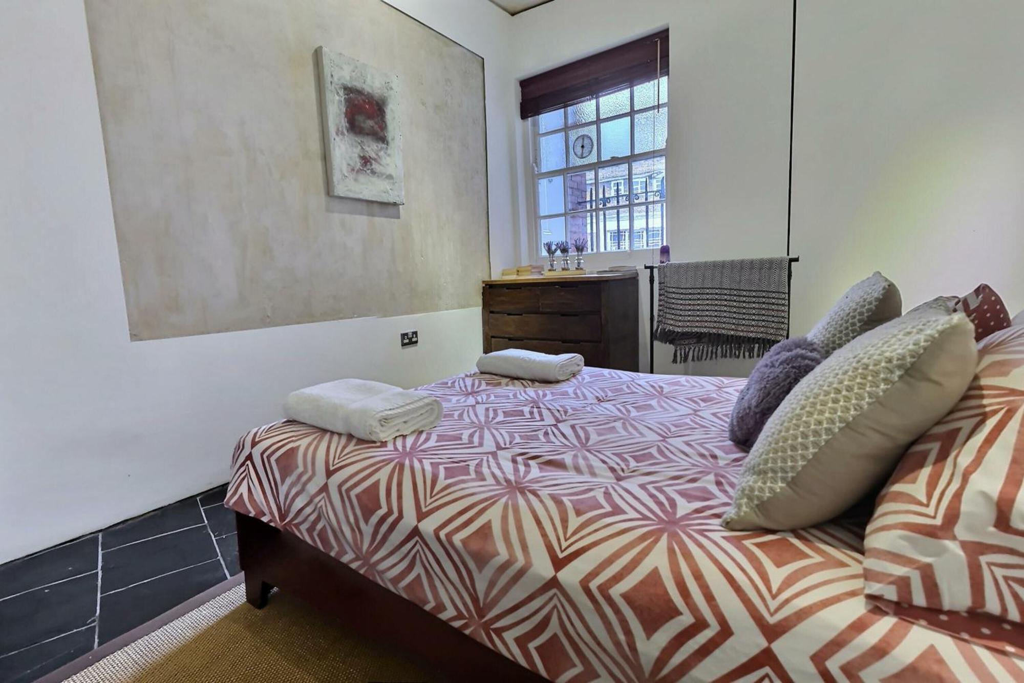 1 Bedroom Flat In Kings Cross Appartement *