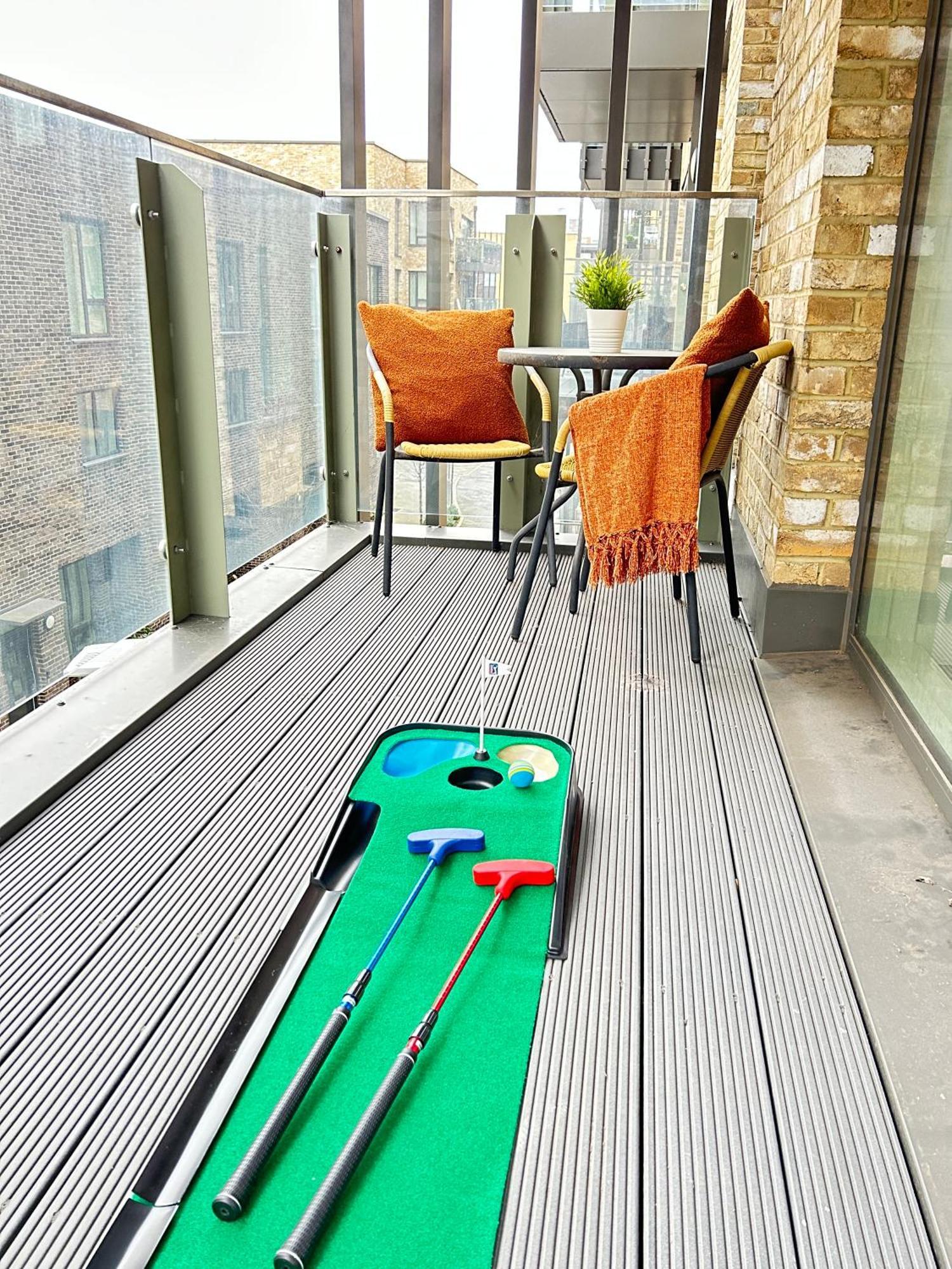 Canary Wharf, Sleeps 4, Fast Wifi, Gym, Prime Location Apartamento
