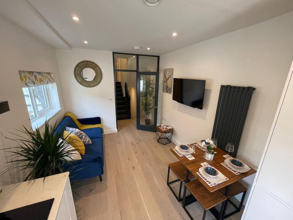 Two Bedroom - Apartment London