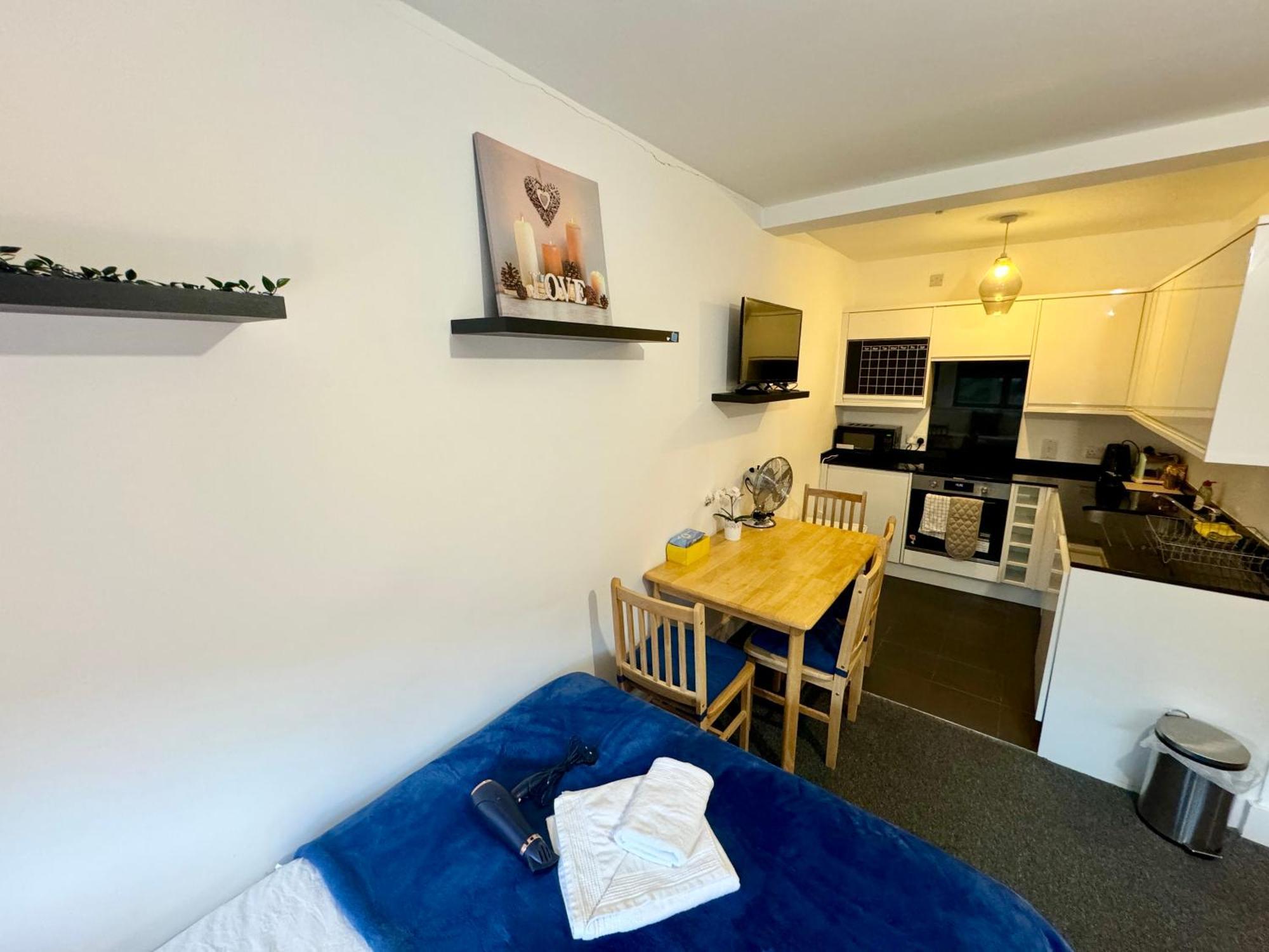 Séjour chez l'habitant Cosmopolitan Comfort Private Bedrooms In Euston 106 *