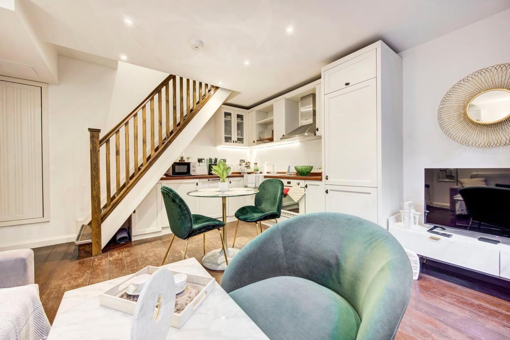 4 Guests | Smart Tv | Attractions Apartment