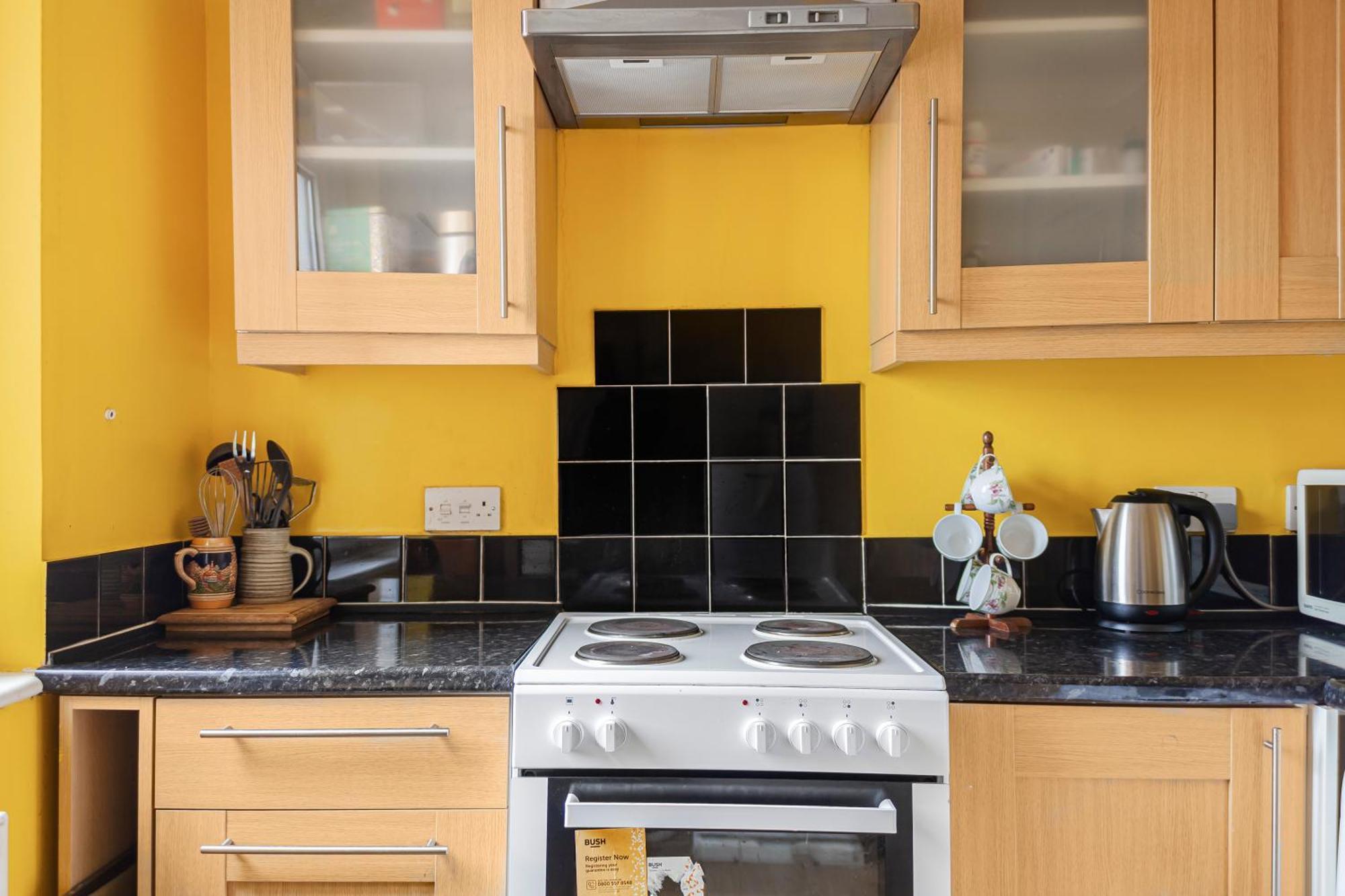 Penthouse 1br Flat Wbalcony & View, Walworth Appartement *