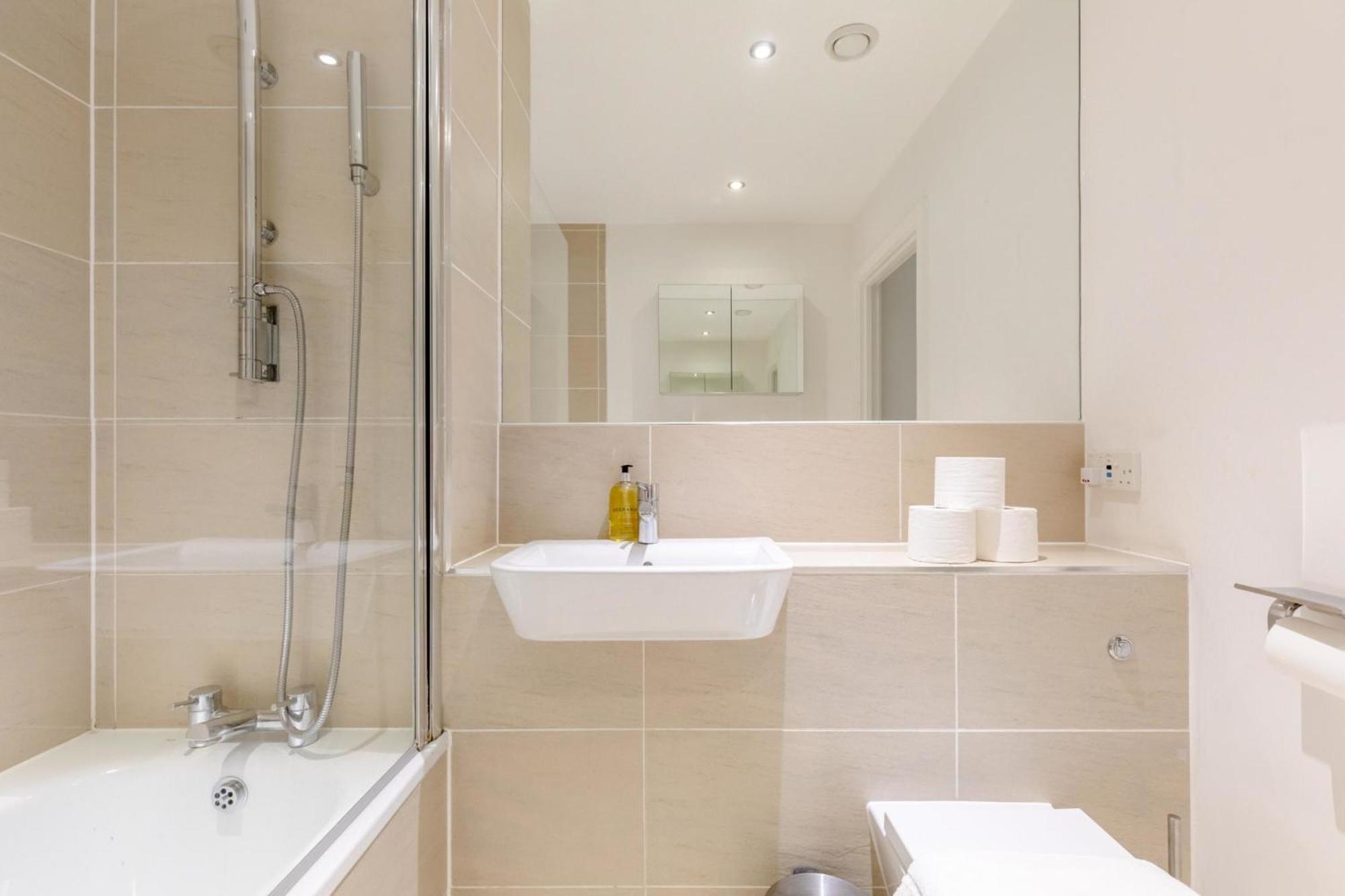 Gorgeous 1bd Flat - 10 Mins From Clapham Common! Appartement