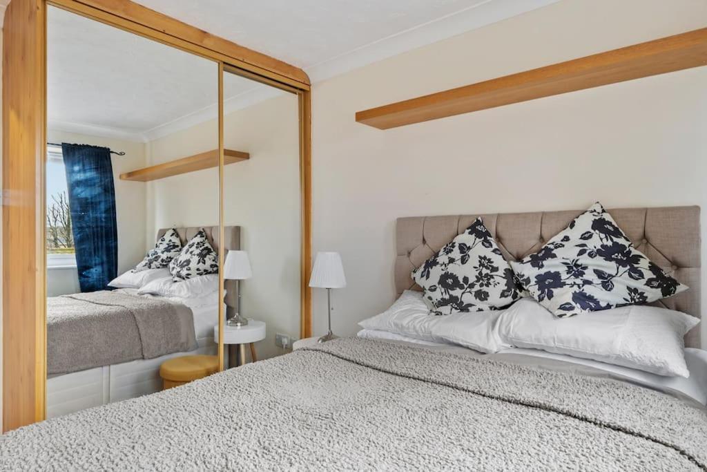 Cozy In Greater - 1br,1 Bath Apartment London