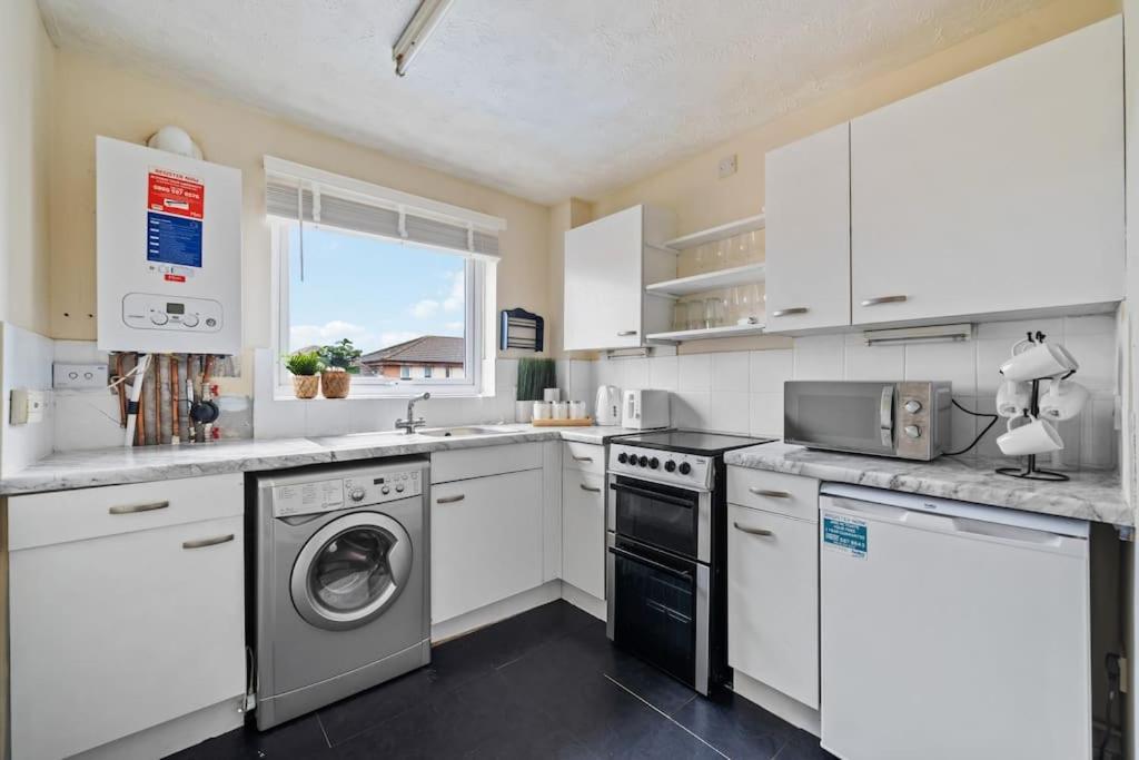 Cozy In Greater - 1br,1 Bath * London
