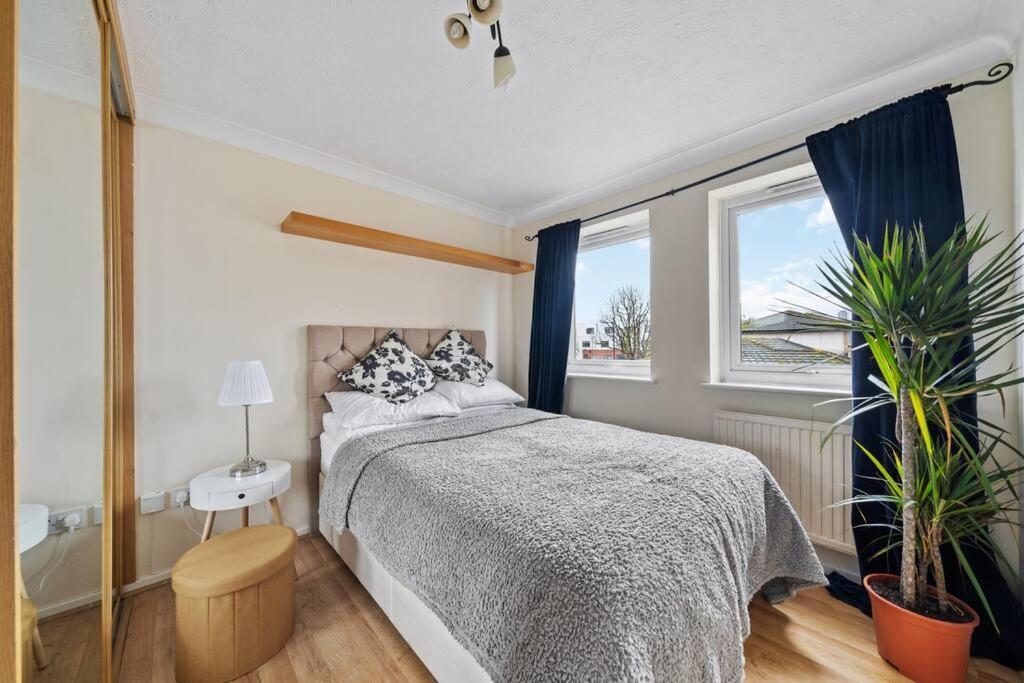 Cozy In Greater - 1br,1 Bath *