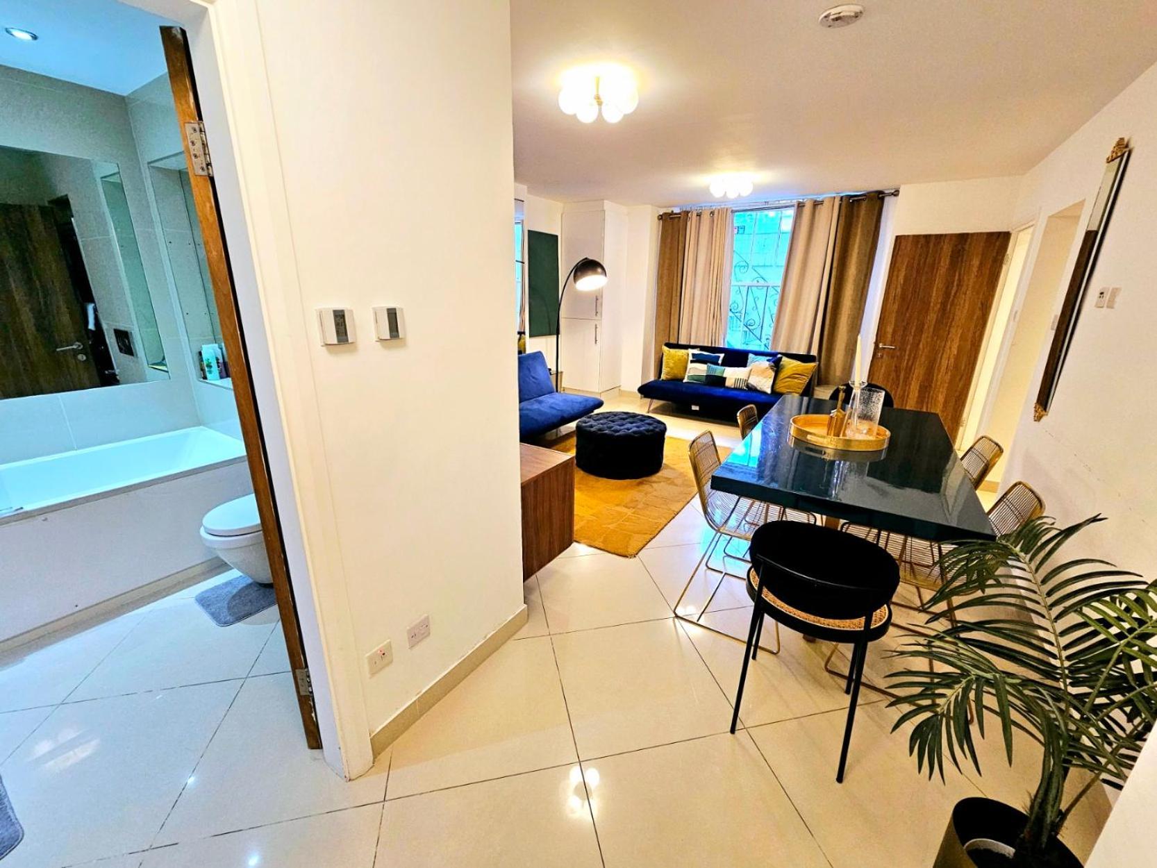 Modern Hyde Park With Private Entrance & Private Back Patio Near Bayswater & Paddington Stations