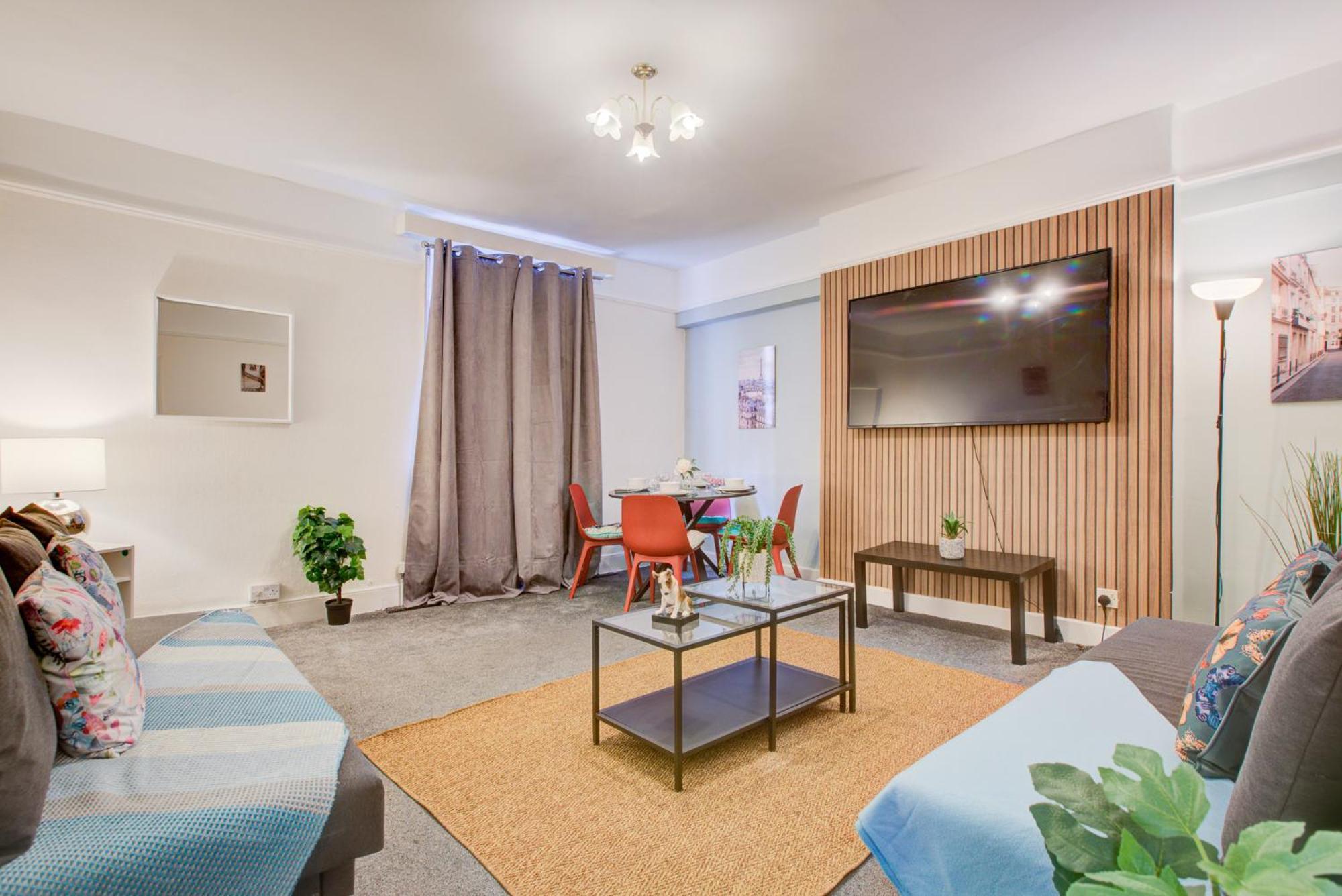 Appartement 2 Bedroom And Living In