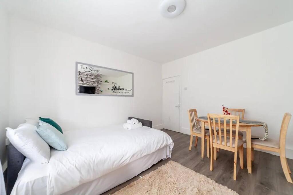 Apartamento Ground Floor Flat Free Parking