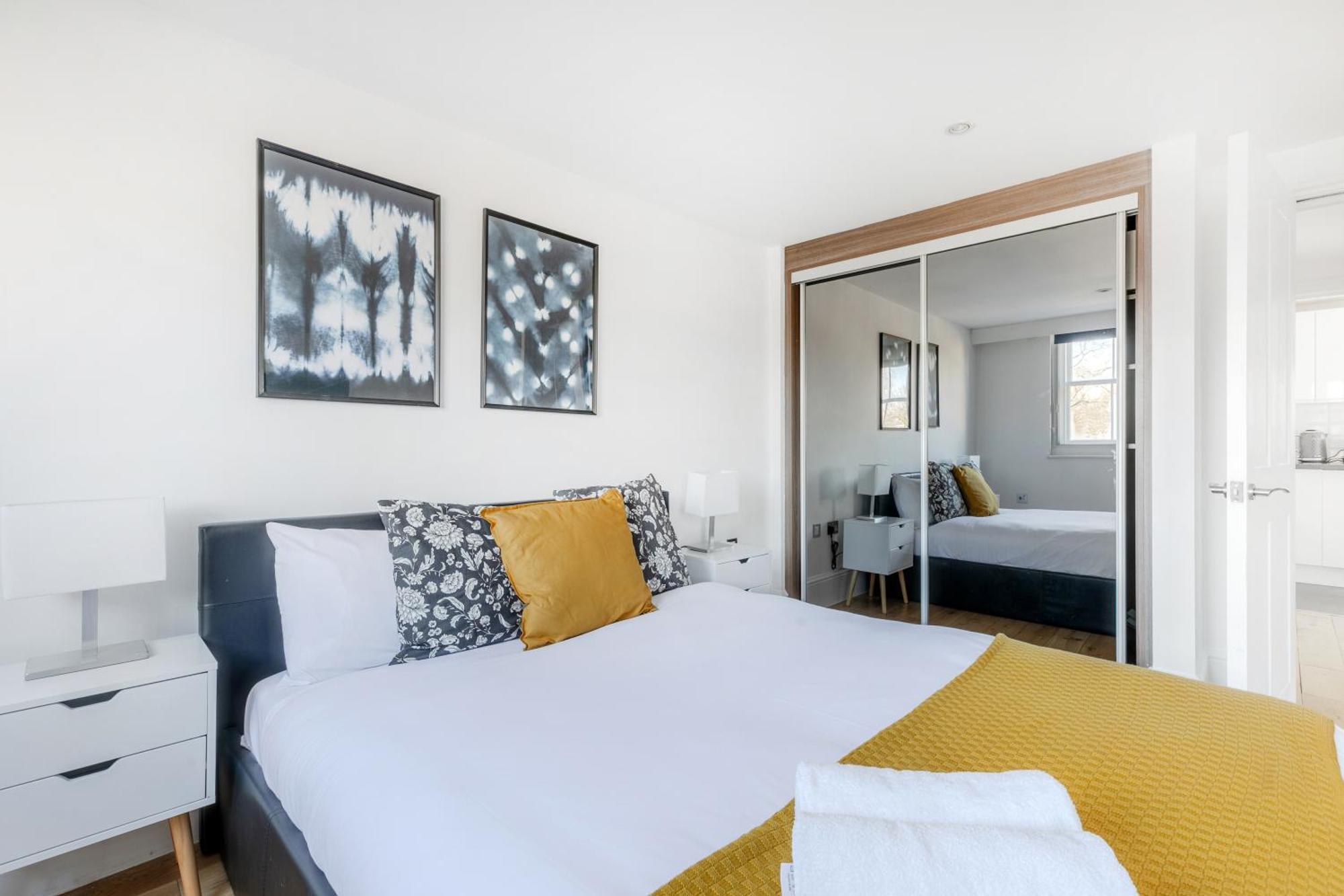 Regent's Park & Baker Street Modern Apartments! * Londen