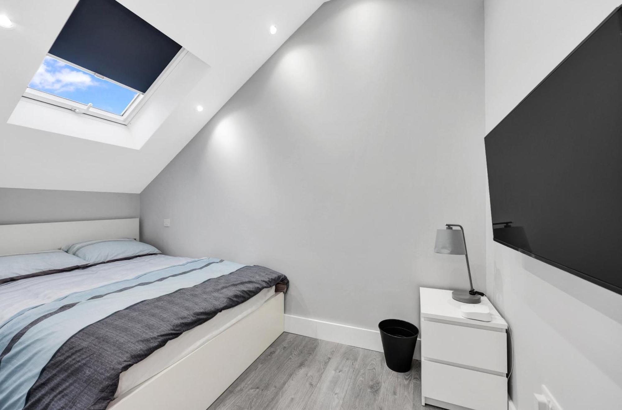 Apartment Your Cosy Modern 2 Double Bedroom Flat Fully Furnished - 5 Mins Walk To Stn Flat 4 London