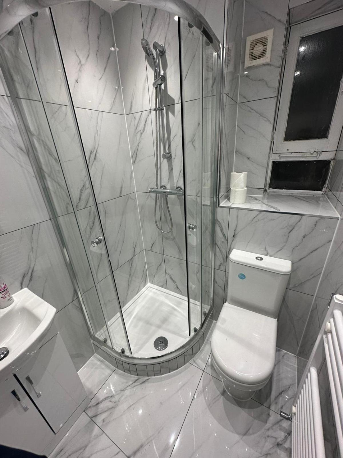 3 Bedroom King Cross Station City Centre * Londres