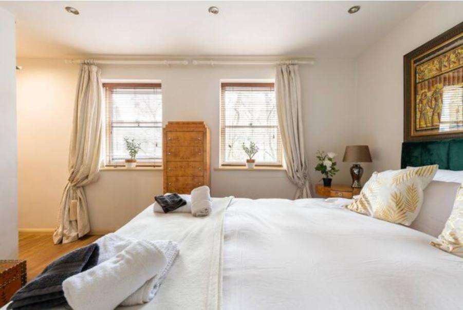 Appartement Super Beautiful Three Bedroom Londres