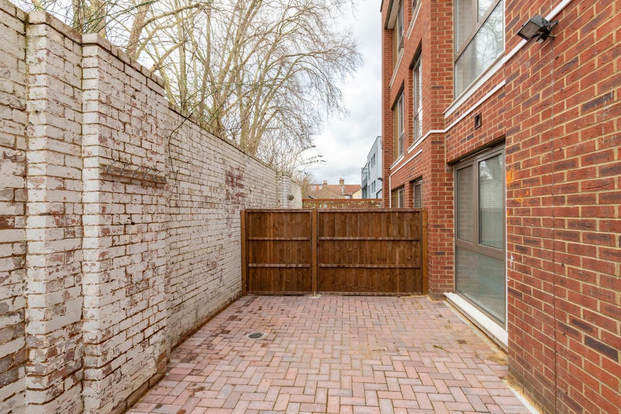 North - One Bed Flat- Entire Unit * Londres