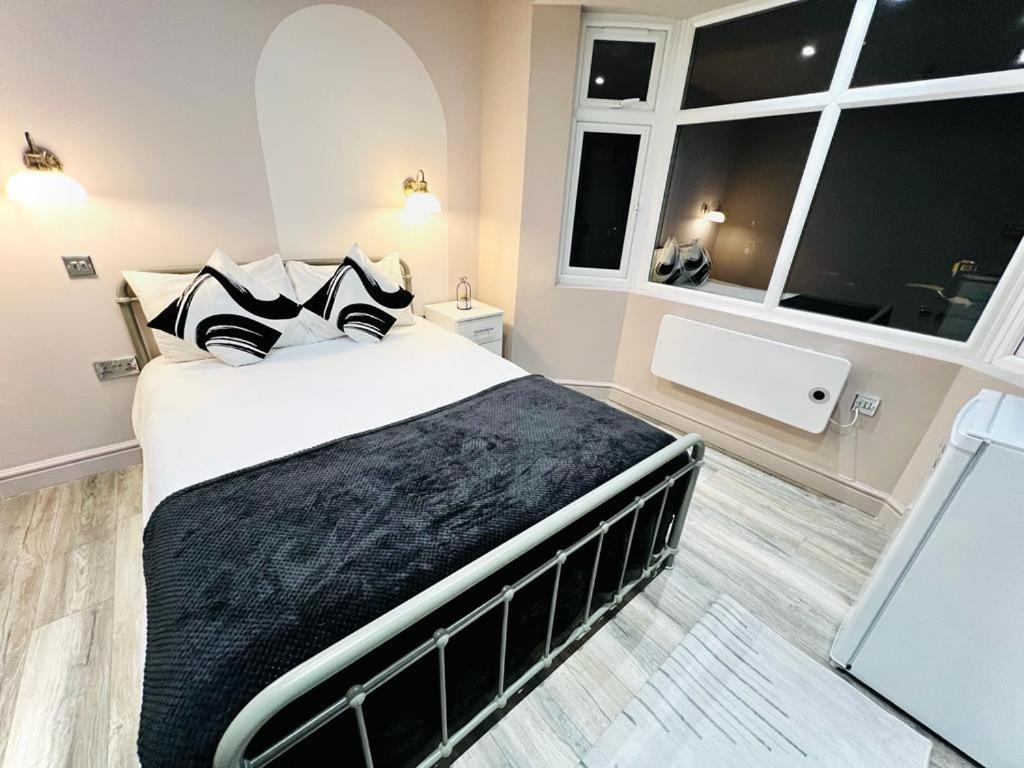 Studios: Exceptional Standard For A Memorable * Londres