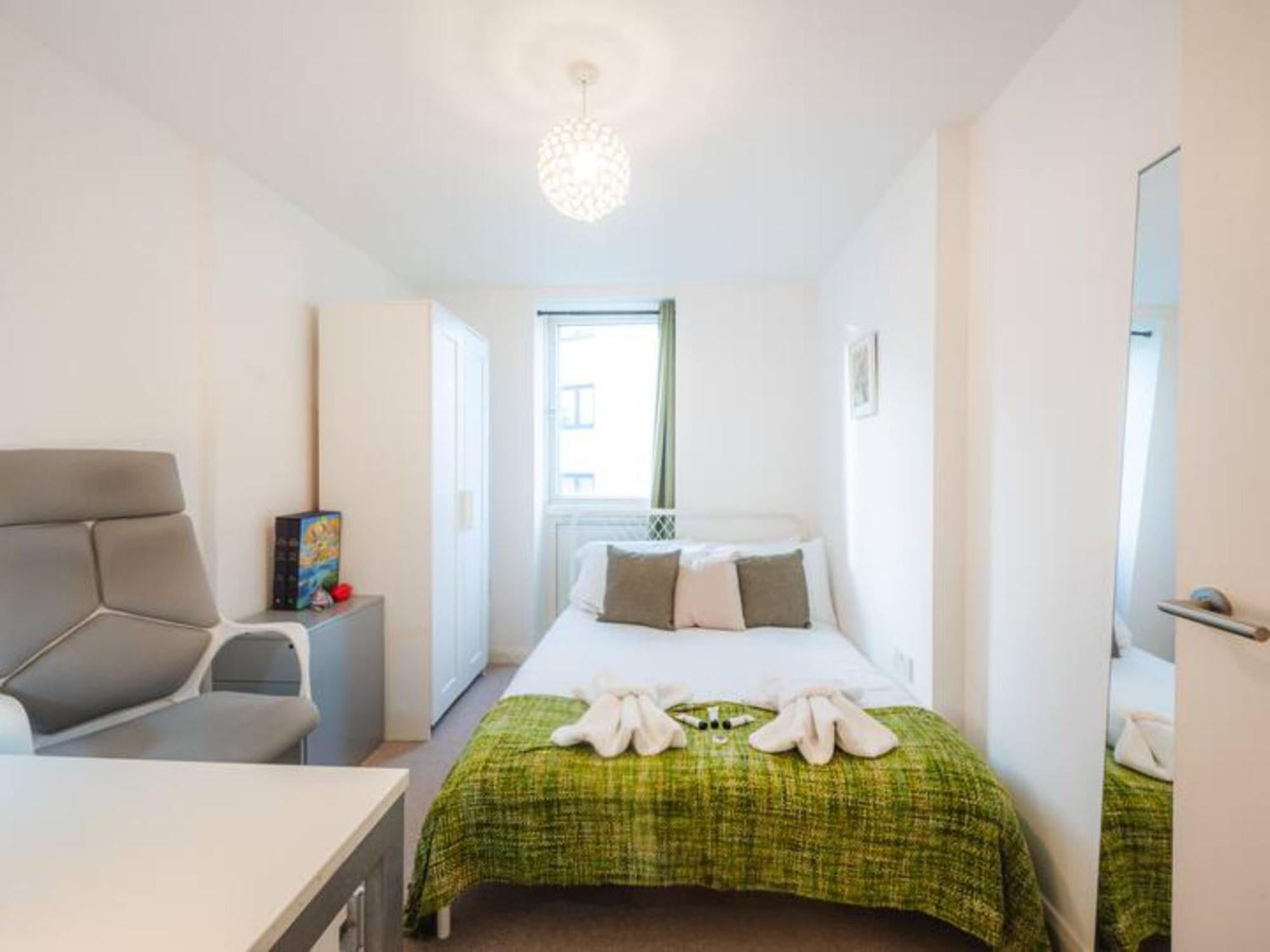 Pass The Keys Modern 2-bed With Private Balcony, Near Dalston Junction Station - Ideal Urban Retreat! Londres