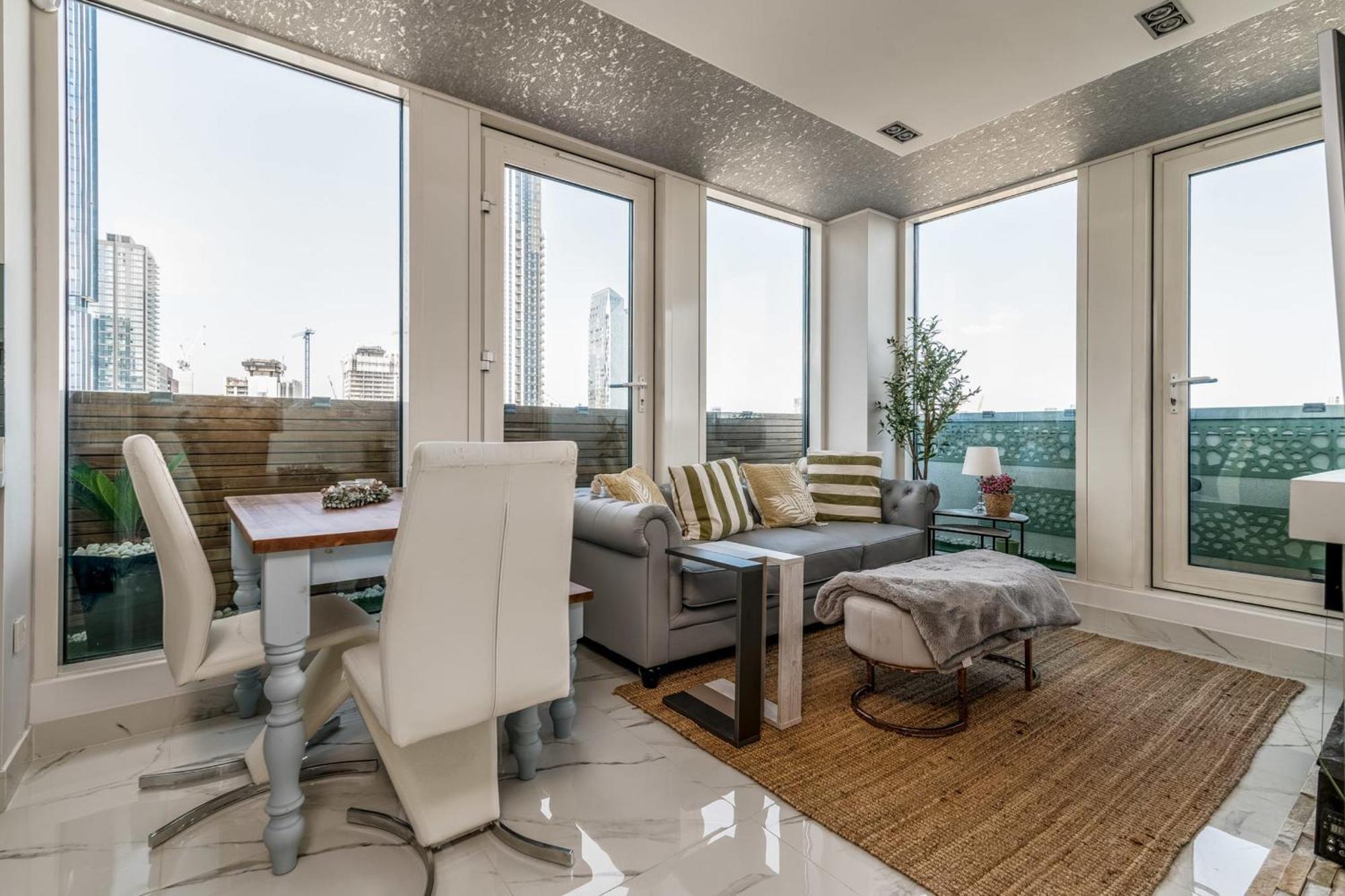 Canary Wharf Retreat With Free Secure Parking Londres