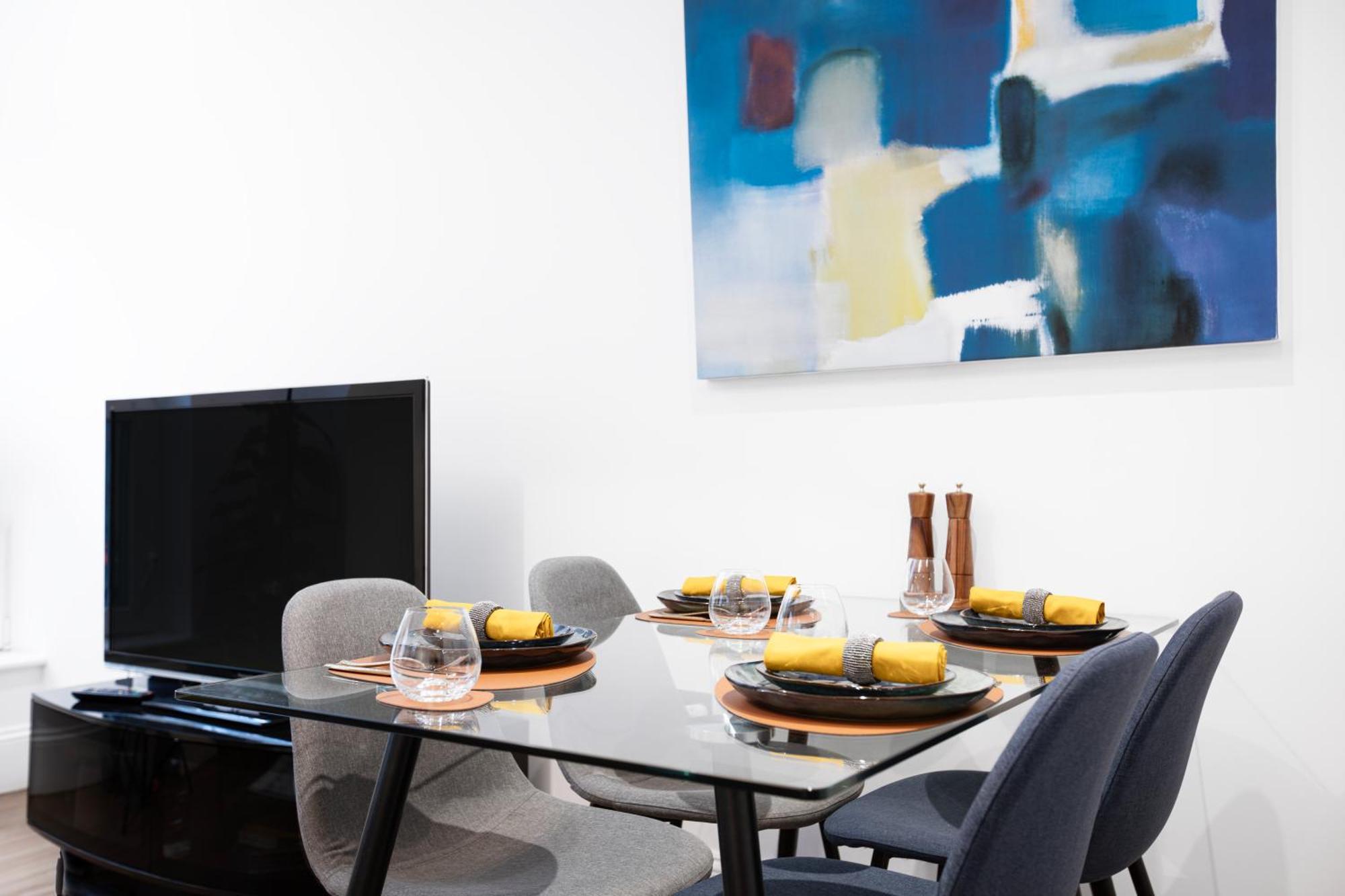 Elegant Flat - Ideal For Weekend Break *