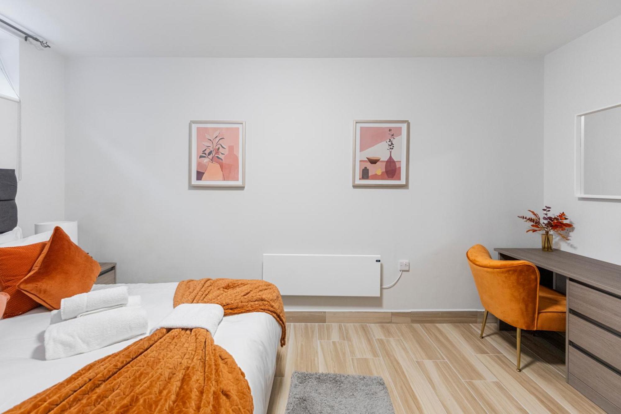 Iconic Apartment *