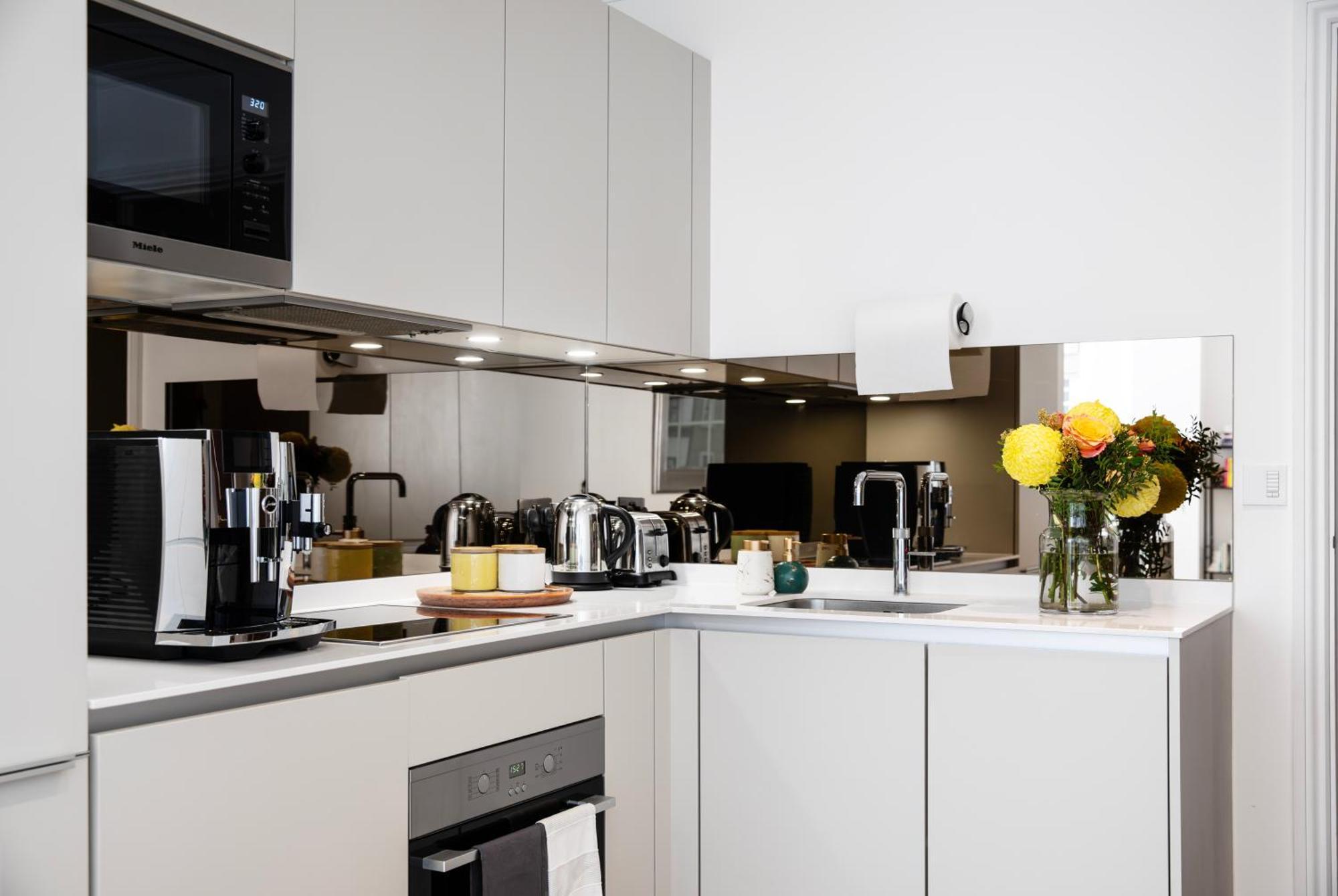 Appartement Elegant Flat - Ideal For Weekend Break