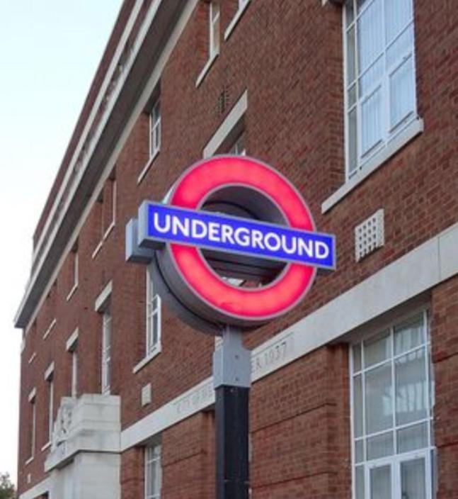 Pimlico Sw1 - Location Location! Light And Spacious One Bedroom In A Stunning Victorian Building. Great Storage! Apartamento *
