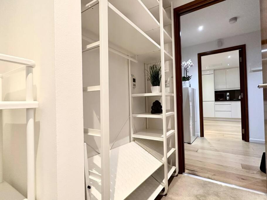 Modern 2 Bedroom In Central * London