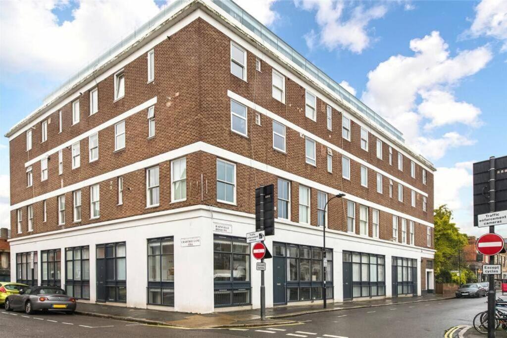 Fulham Townhouse, 2 Baths, Parking, Breakfast Londres