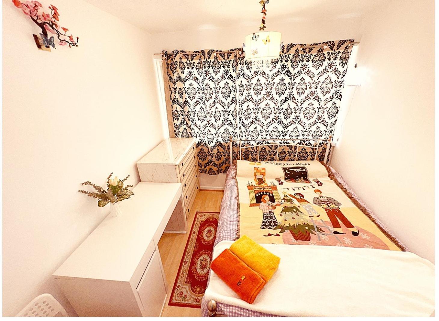 Séjour chez l'habitant Excellent Double In Cheap Rate Around Londres