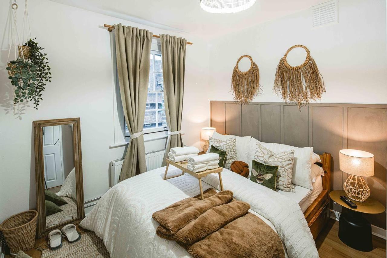 Apartamento 1 Bedroom, 5 Minutes Walk To Angel Station, Londres