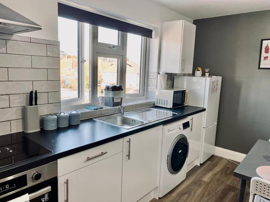 Lively Loft 30min To Apartment London