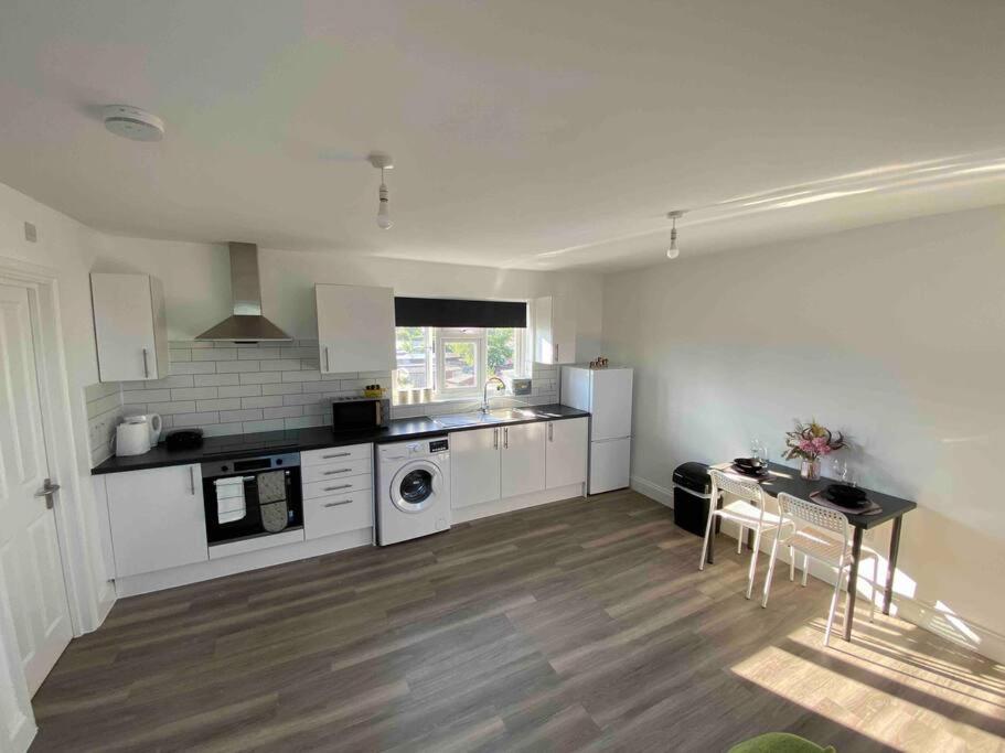 Lively Loft 30min To Apartment