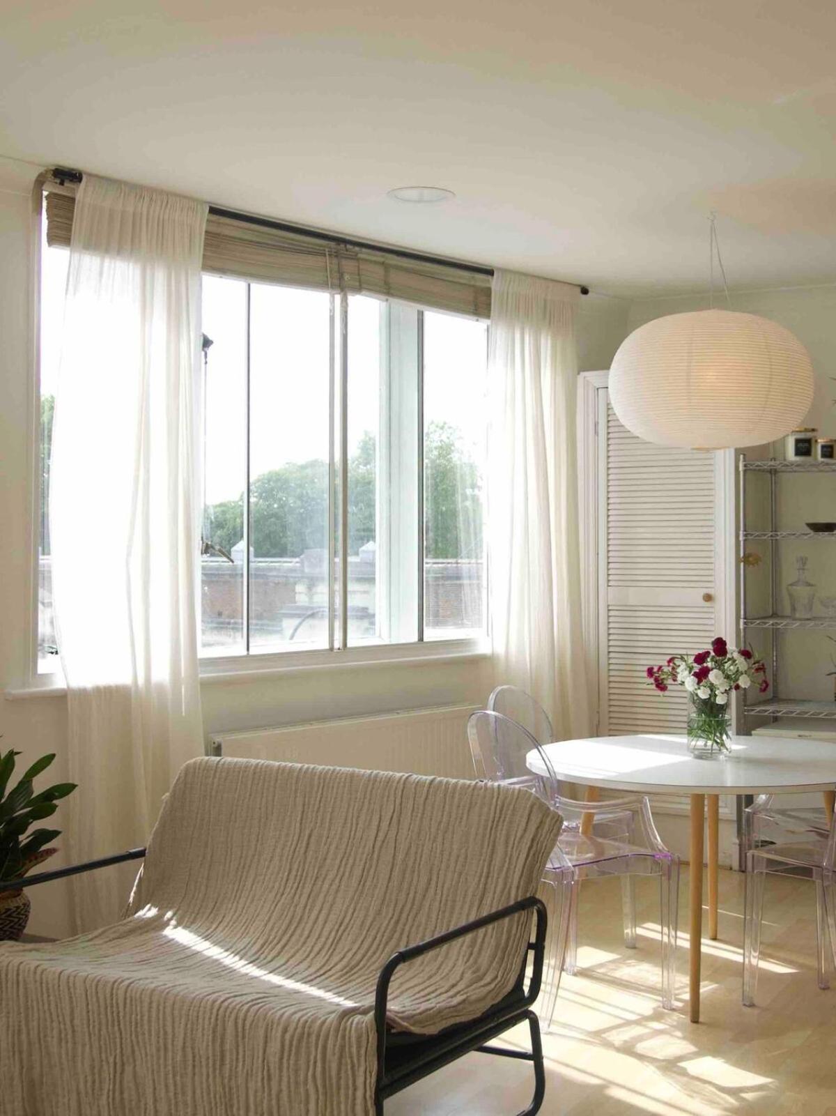 Gracefully Chic And Undeniably Beautiful Apartment-sustainable Living Appartement *
