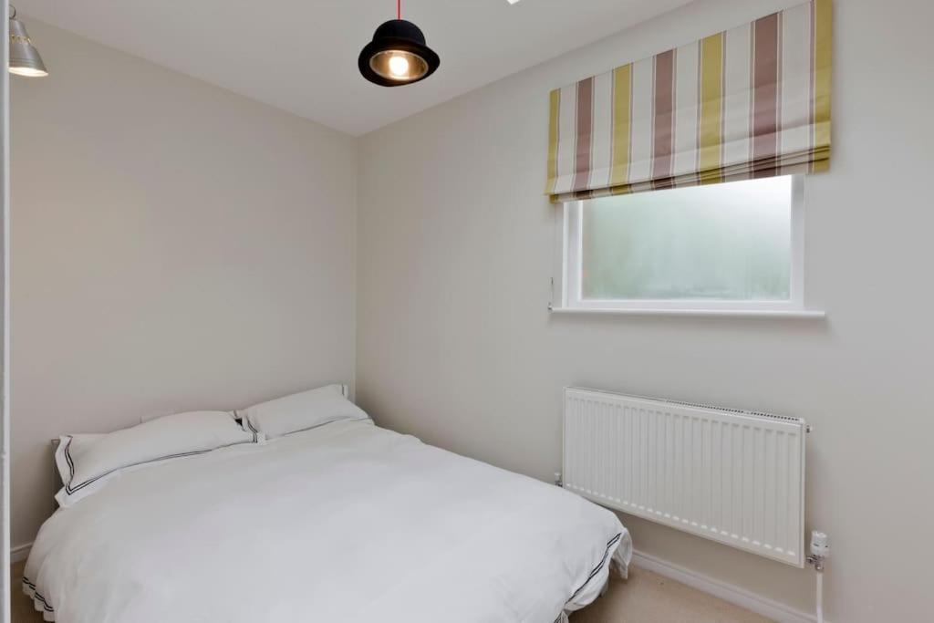 Modern Town House In Barnes, West Holiday home *