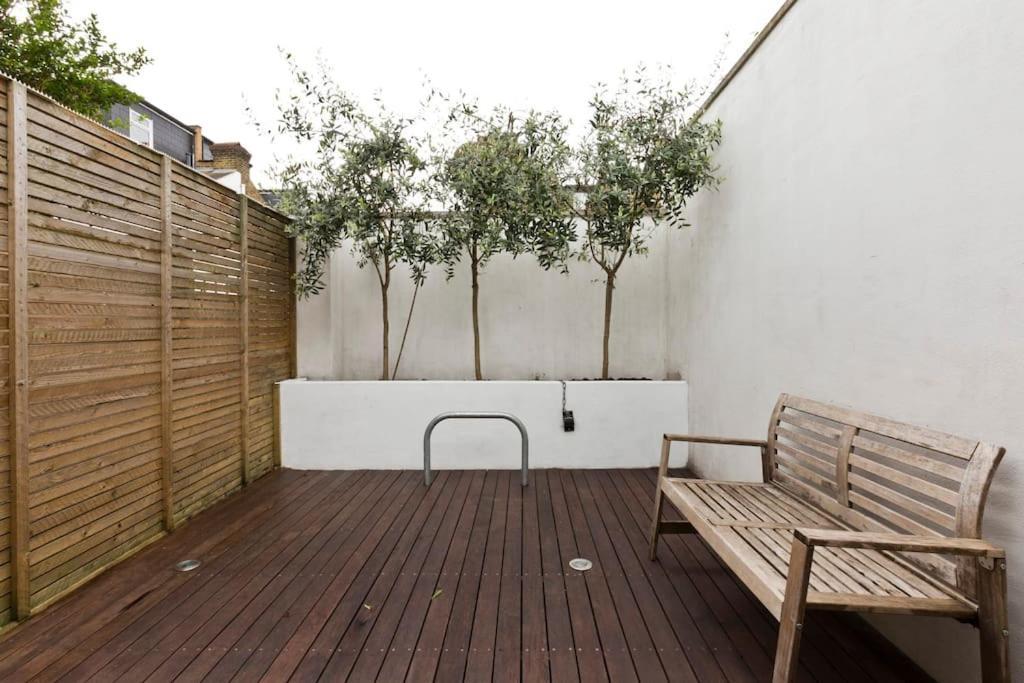 Holiday home Modern Town House In Barnes, West London