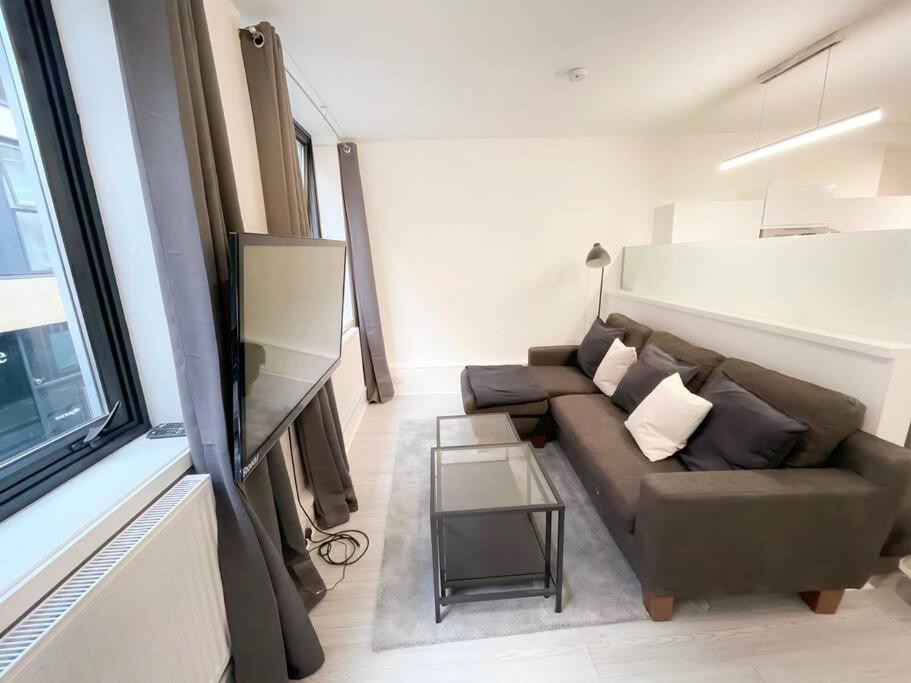 6 Bedroom In A 3 Building Complex, Great For Large Group Bookings, Location Apartamento *