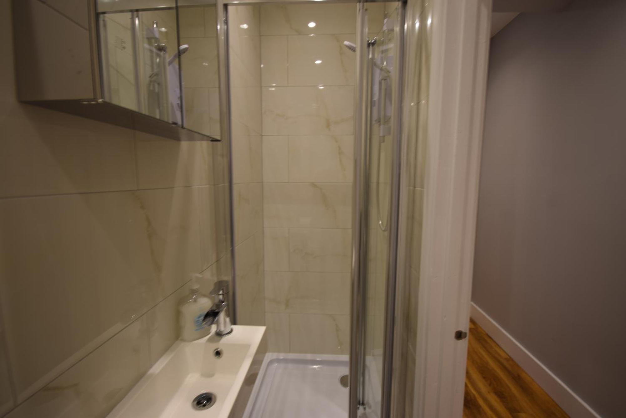 Three Bedroom House Chandos Road