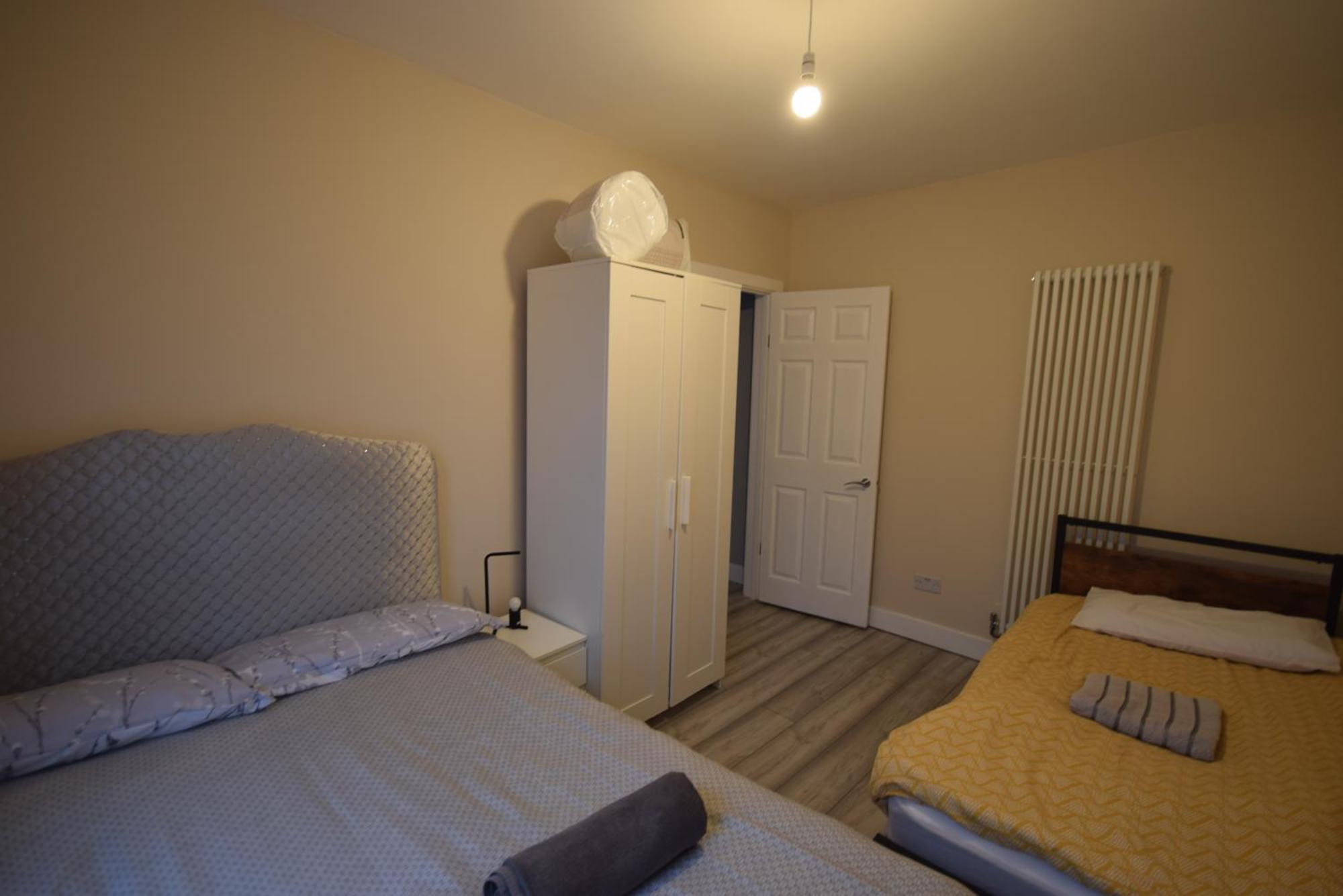Three Bedroom House Chandos Road Сasa de vacaciones Londres