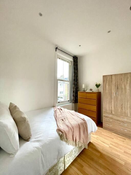A Charming One Double Bedroom Flat *