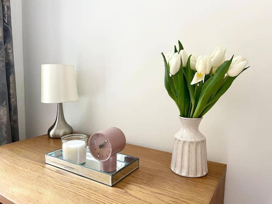 Appartement A Charming One Double Bedroom Flat *