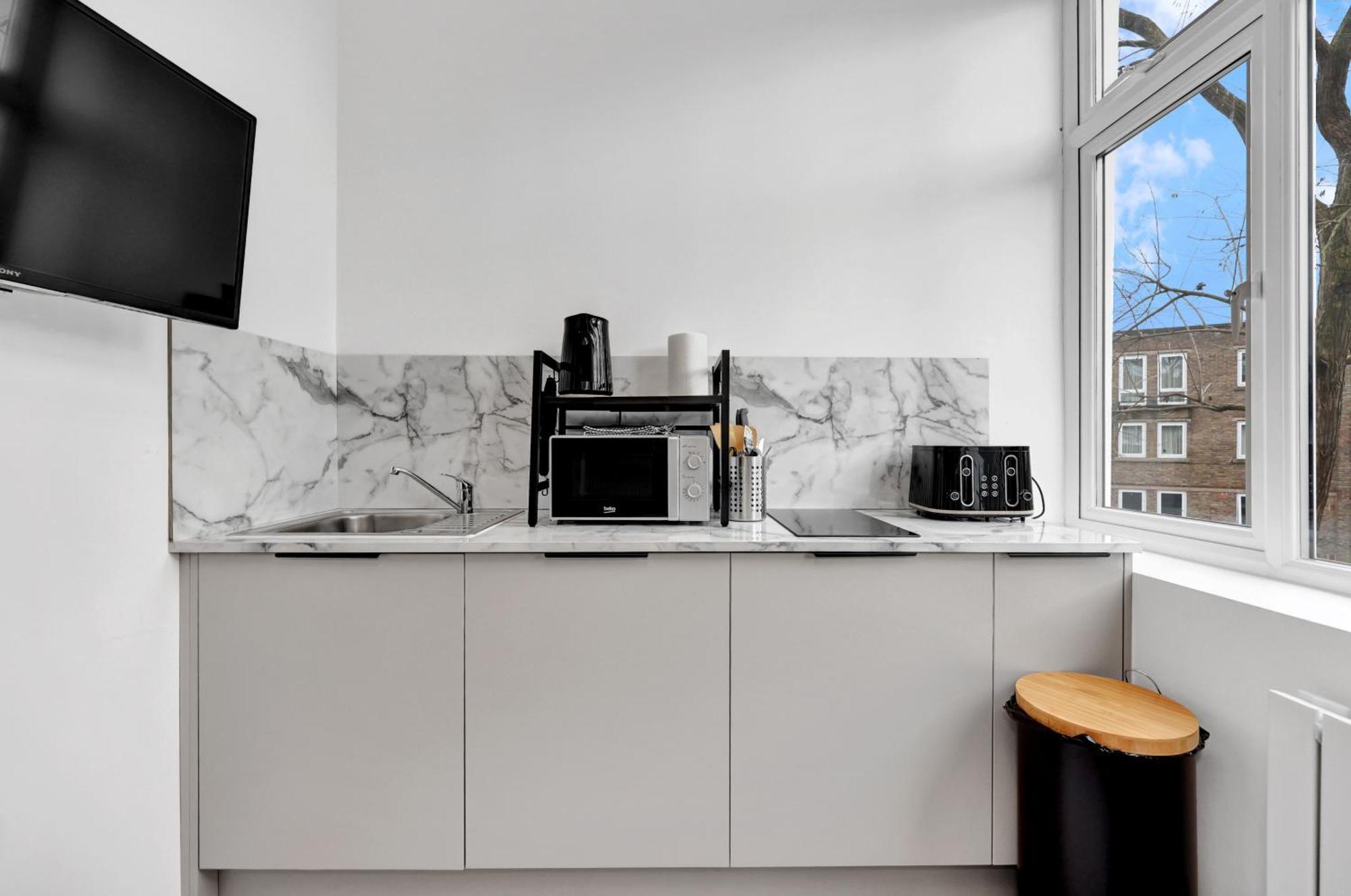 Hilldrop Short Term & Flexible Renting Islington With Free Wifi, Parking & Garden *